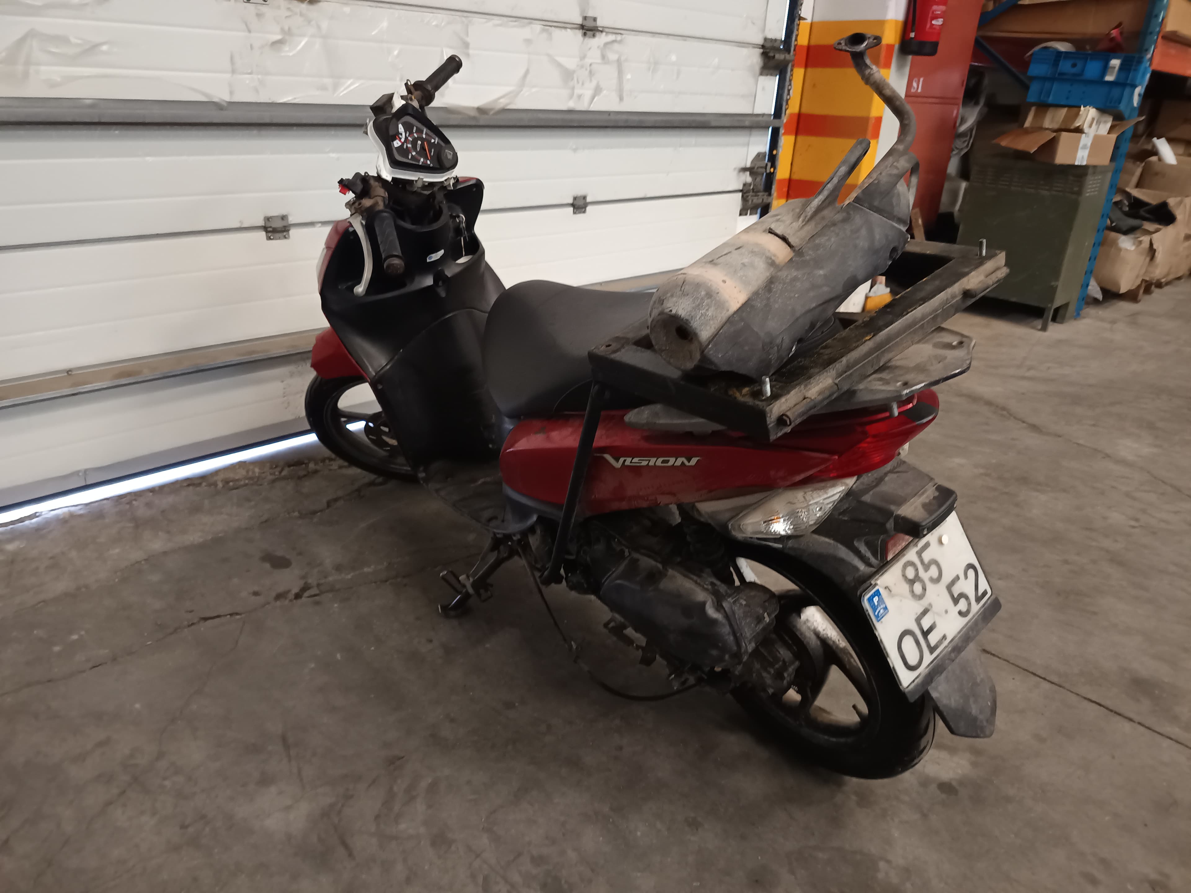 HONDA Vision NSC 110 · Año 2013 — imagen 4
