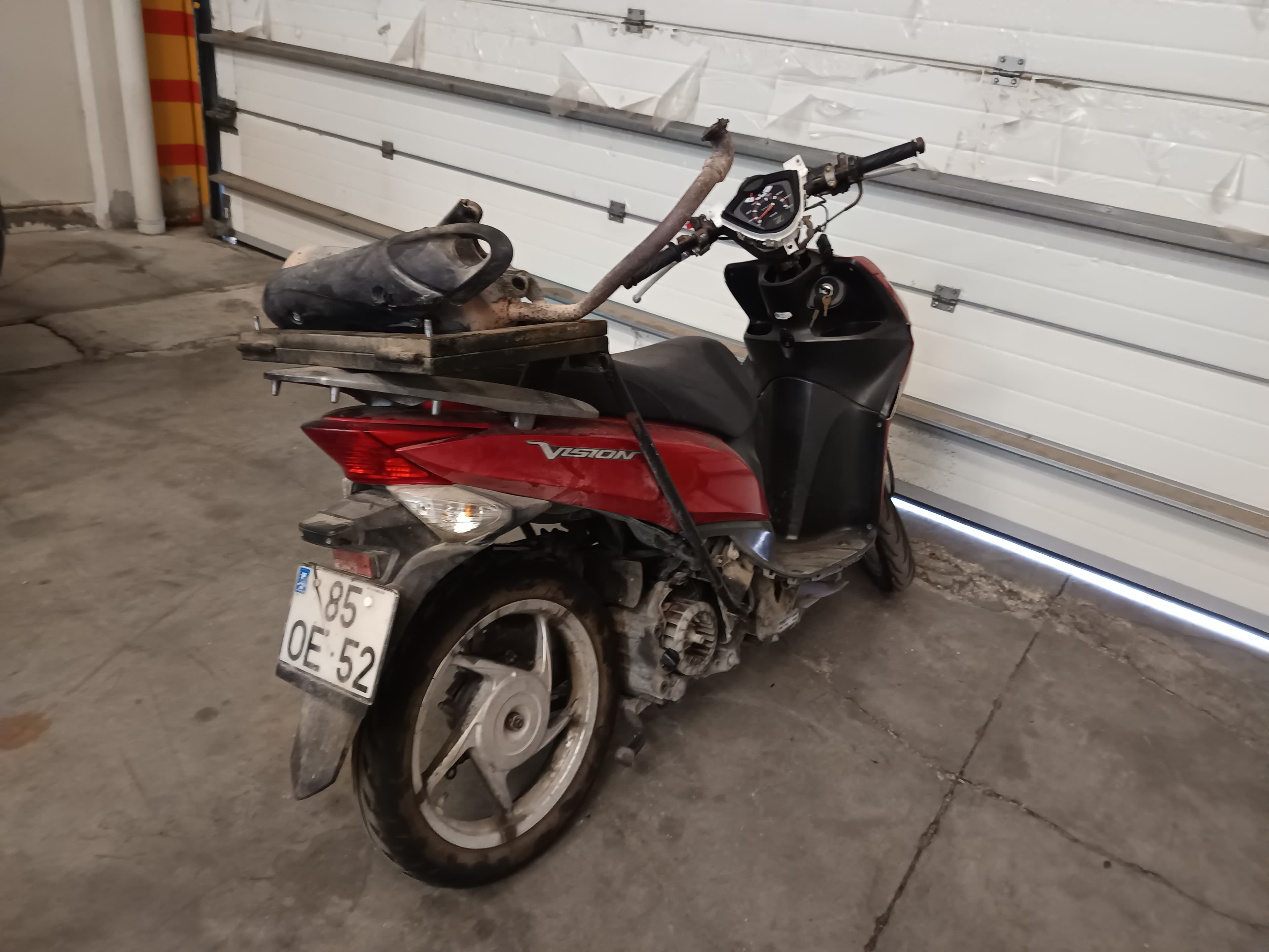 HONDA Vision NSC 110 · Año 2013 — imagen 3