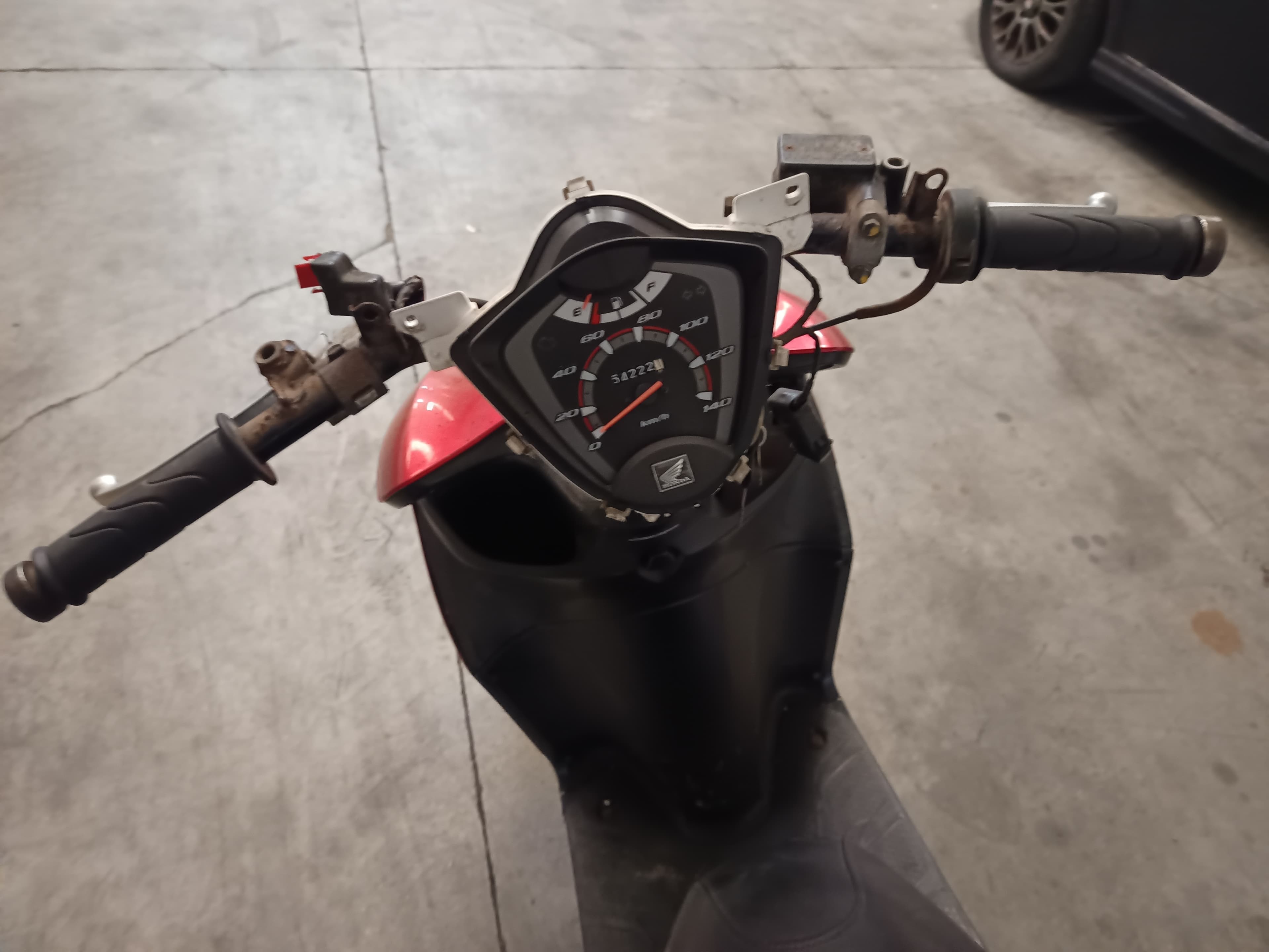 HONDA Vision NSC 110 · Año 2013 — imagen 8