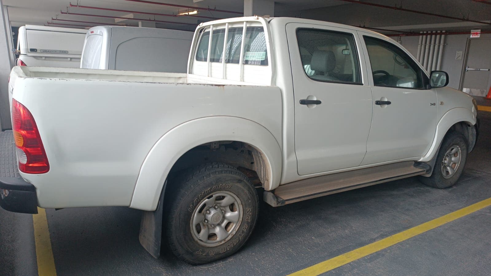 Toyota Hilux - 2010 — imagen 8