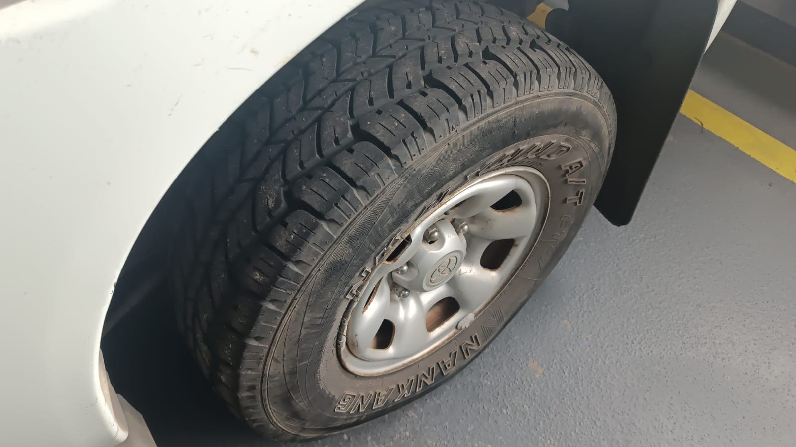 Toyota Hilux - 2010 — imagen 4