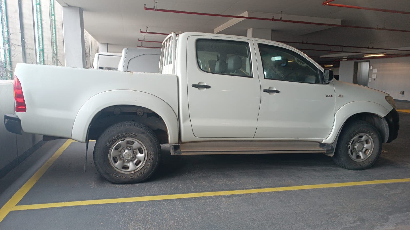 Toyota Hilux - 2010 — imagen 9