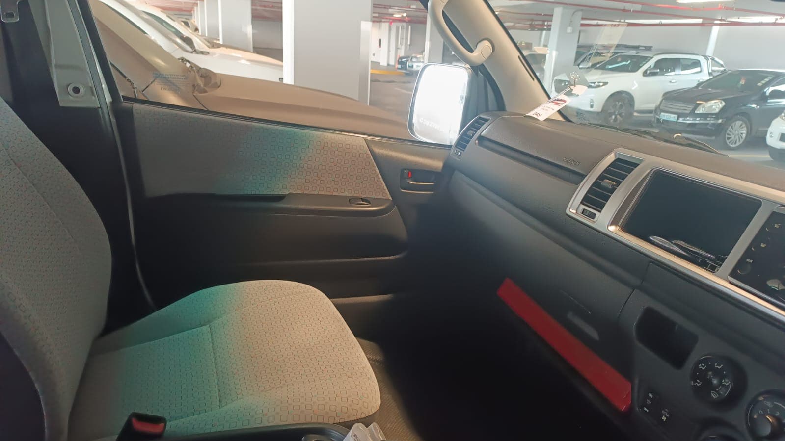 Toyota Quantum - 2016 — imagem 19