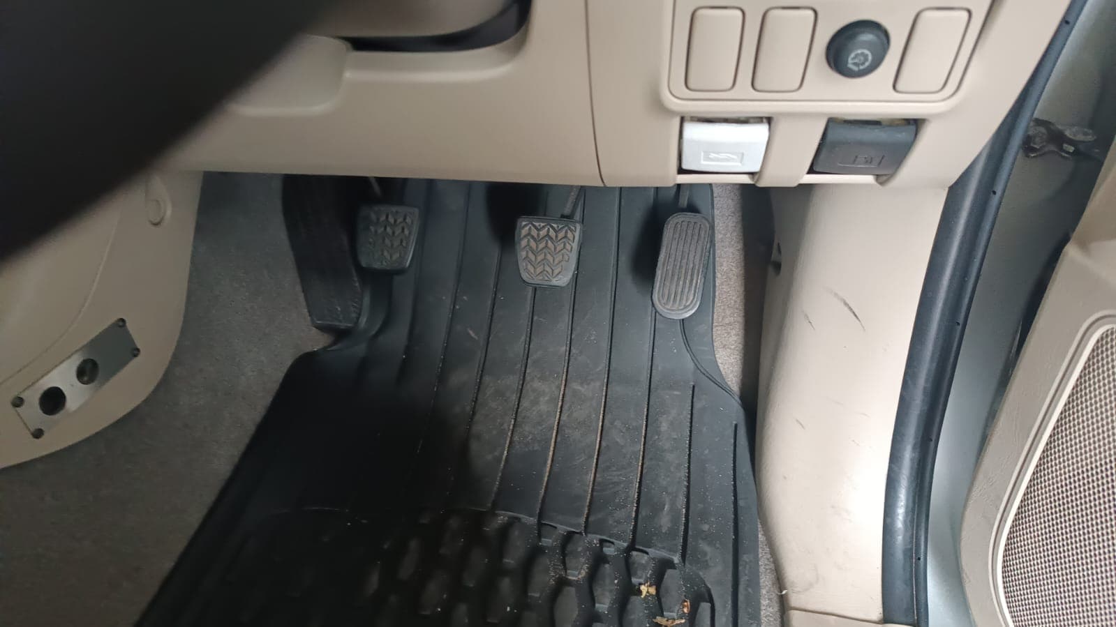 Toyota Fortuner - 2008 — imagem 6