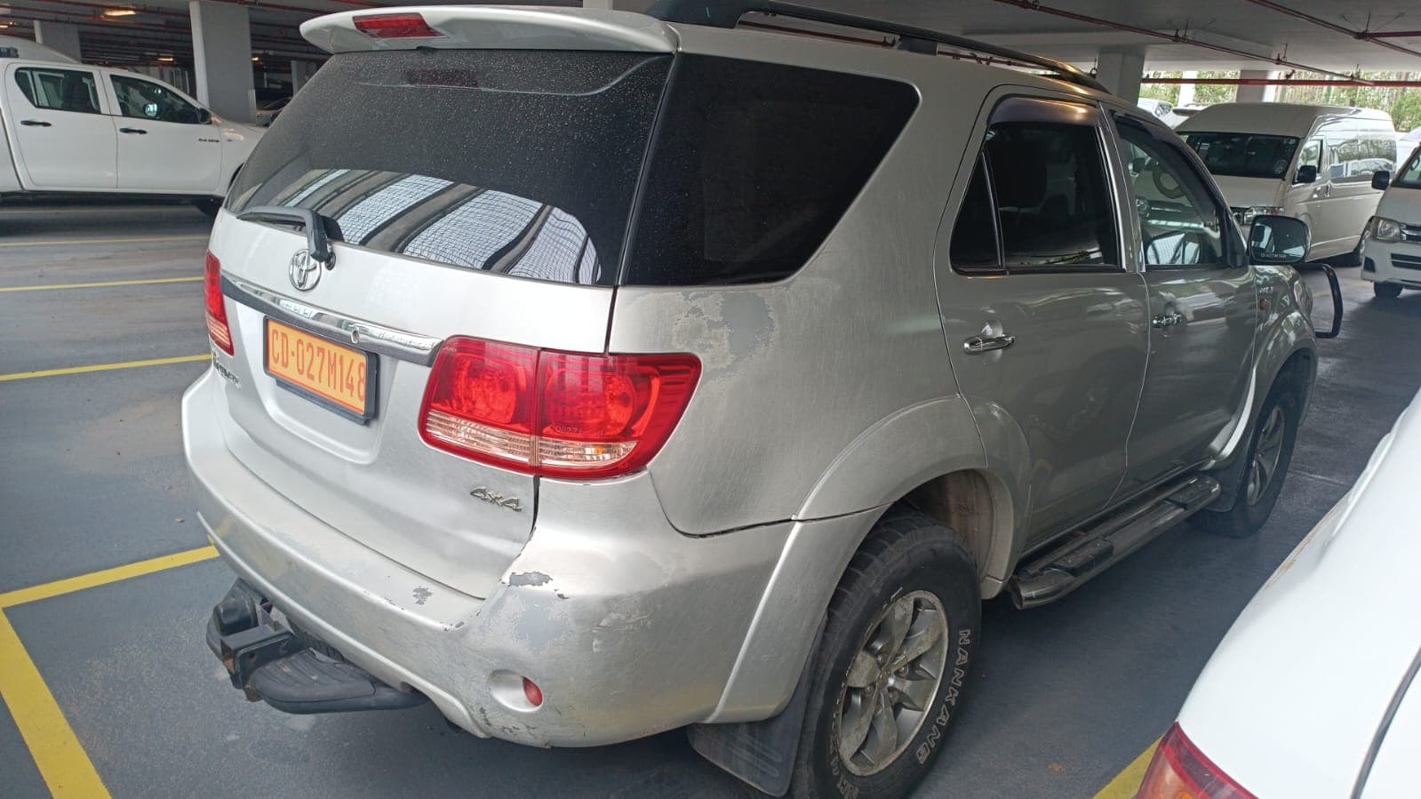 Toyota Fortuner - 2008 — imagem 4