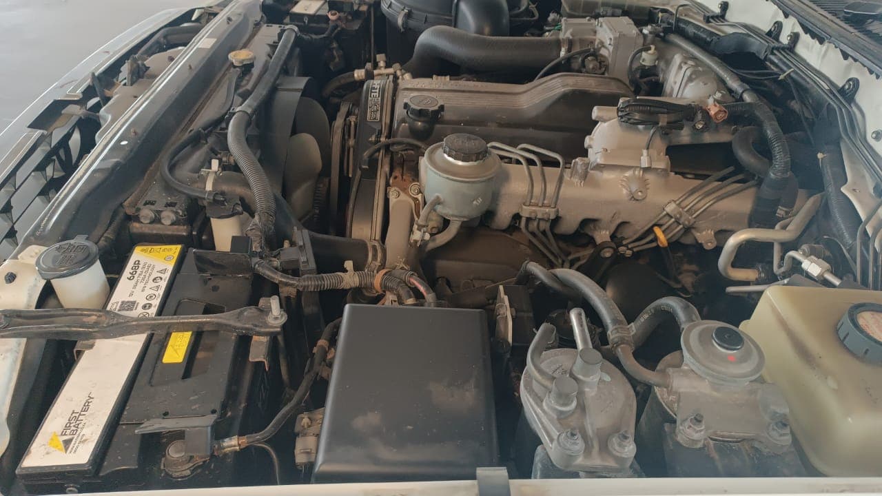 Toyota Land Cruiser VX - 2006 — imagem 6