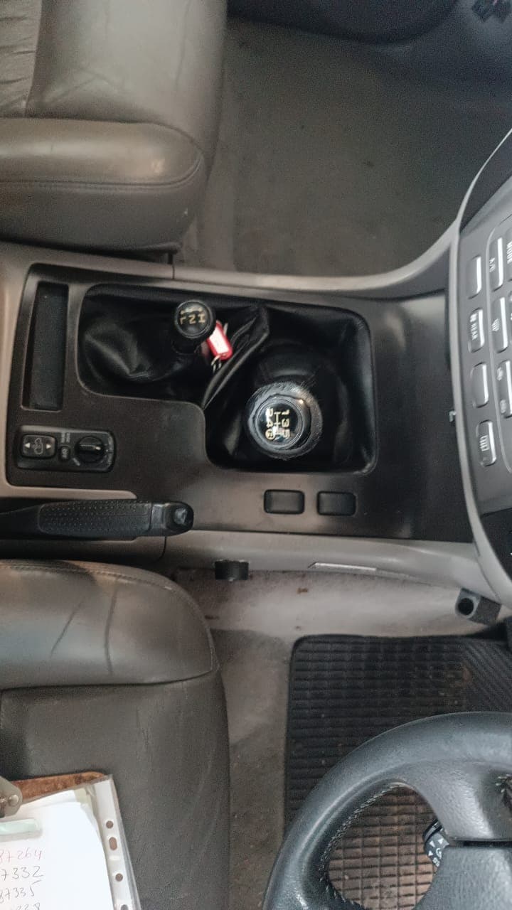 Toyota Land Cruiser VX - 2006 — imagem 16