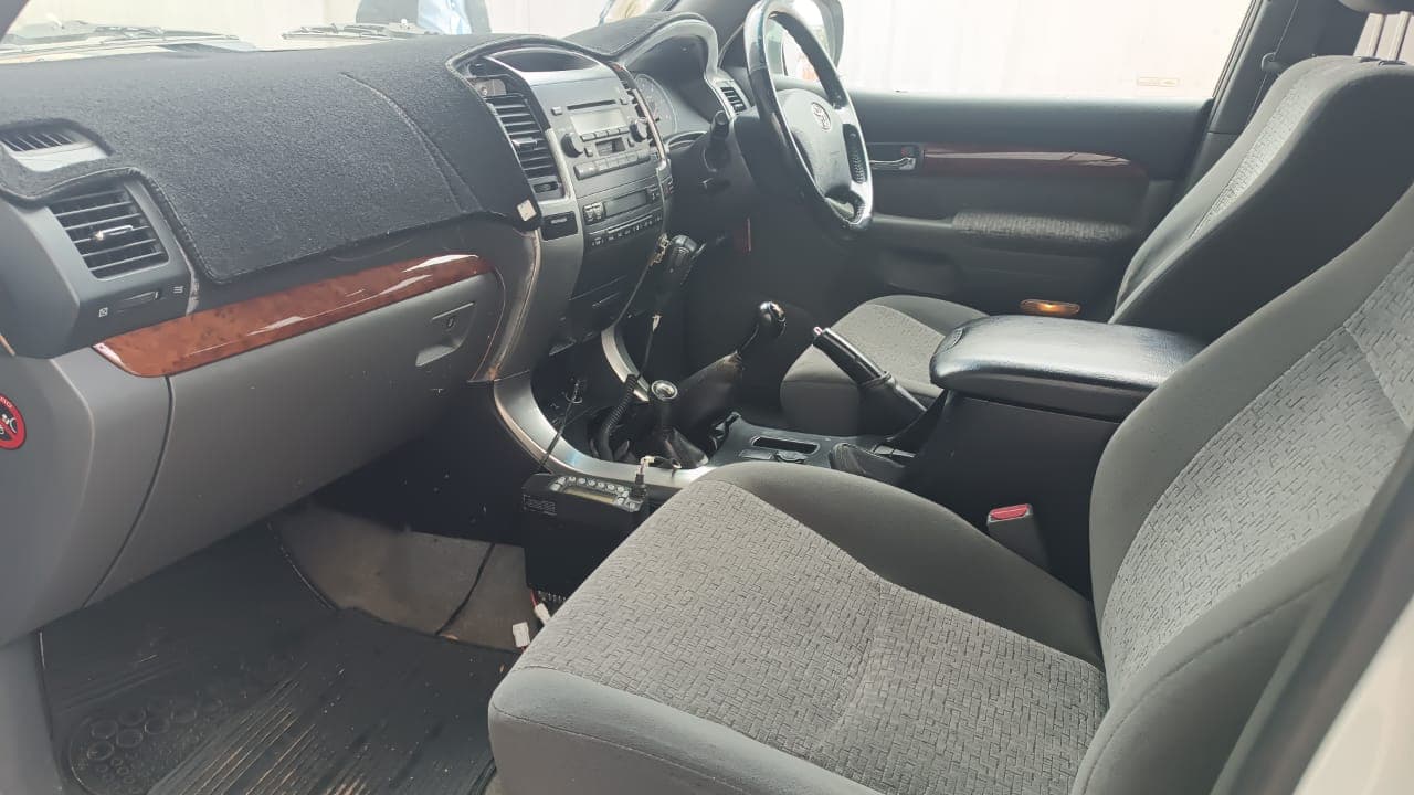 Toyota Land Cruiser Prado - 2006 — imagen 11