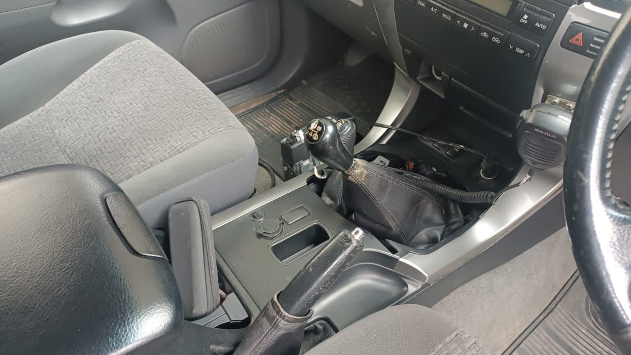 Toyota Land Cruiser Prado - 2006 — imagen 4