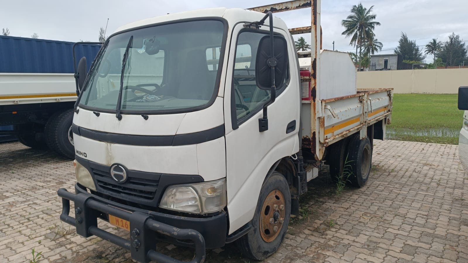 Toyota Hino - 2009 — imagem 2