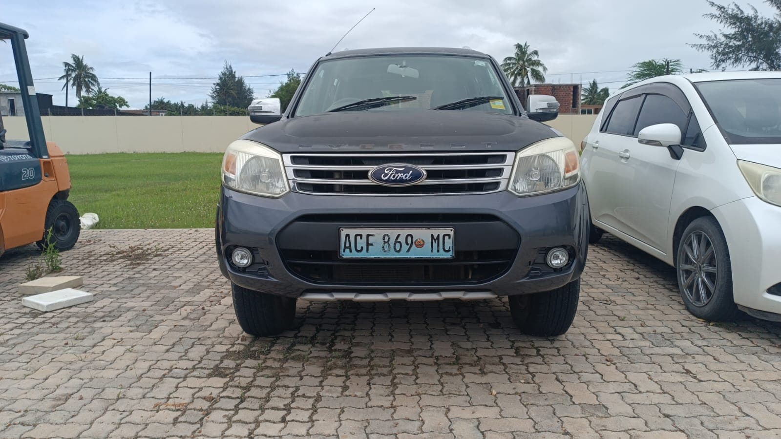 Ford Everest - 2013 — imagem 16