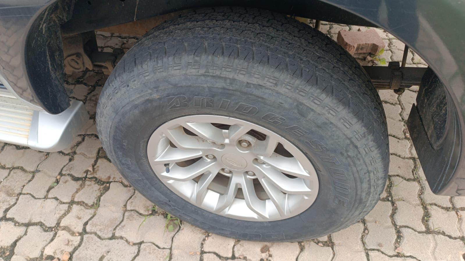Ford Everest - 2013 — imagem 7