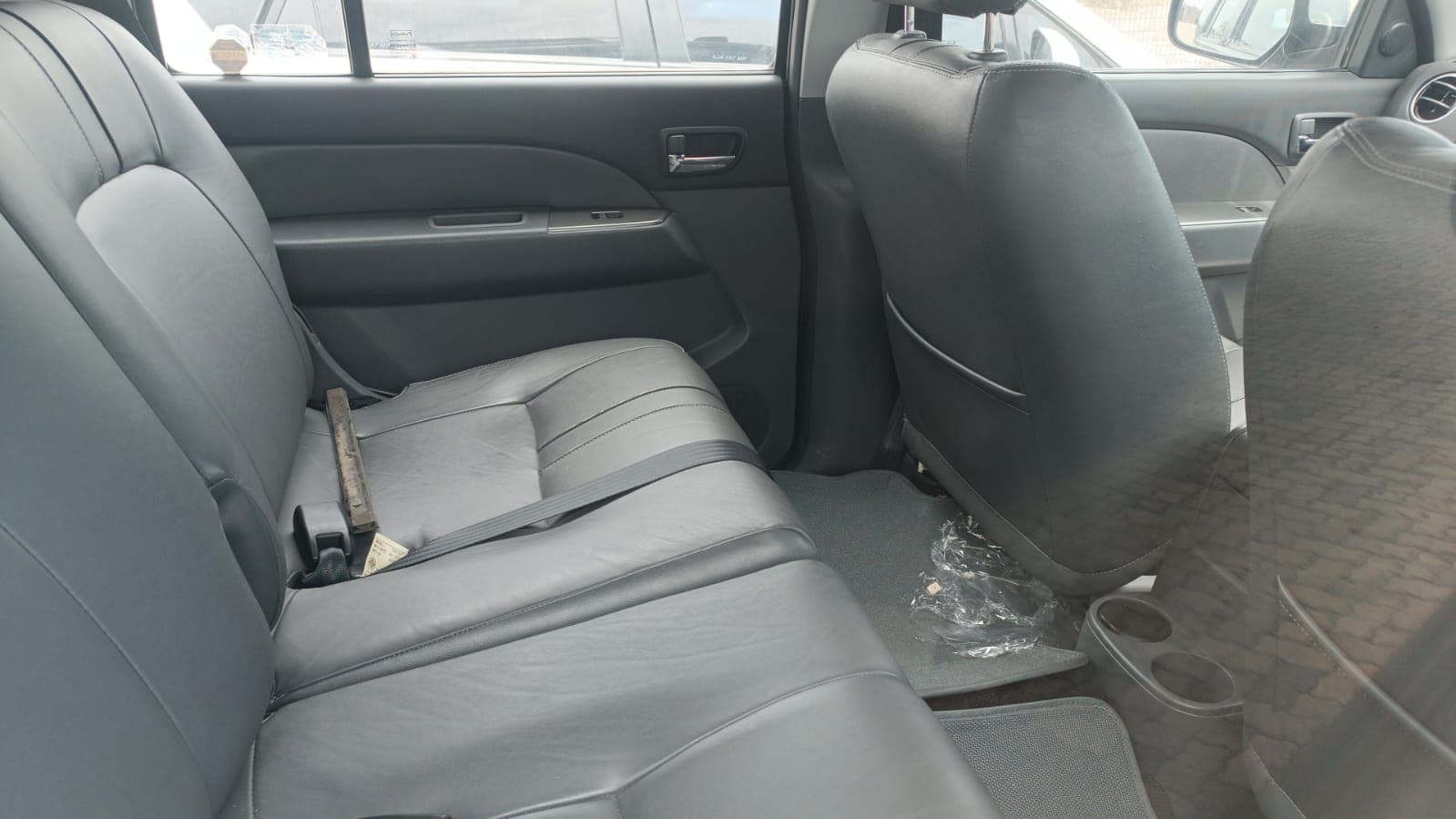 Ford Everest - 2013 — imagem 13