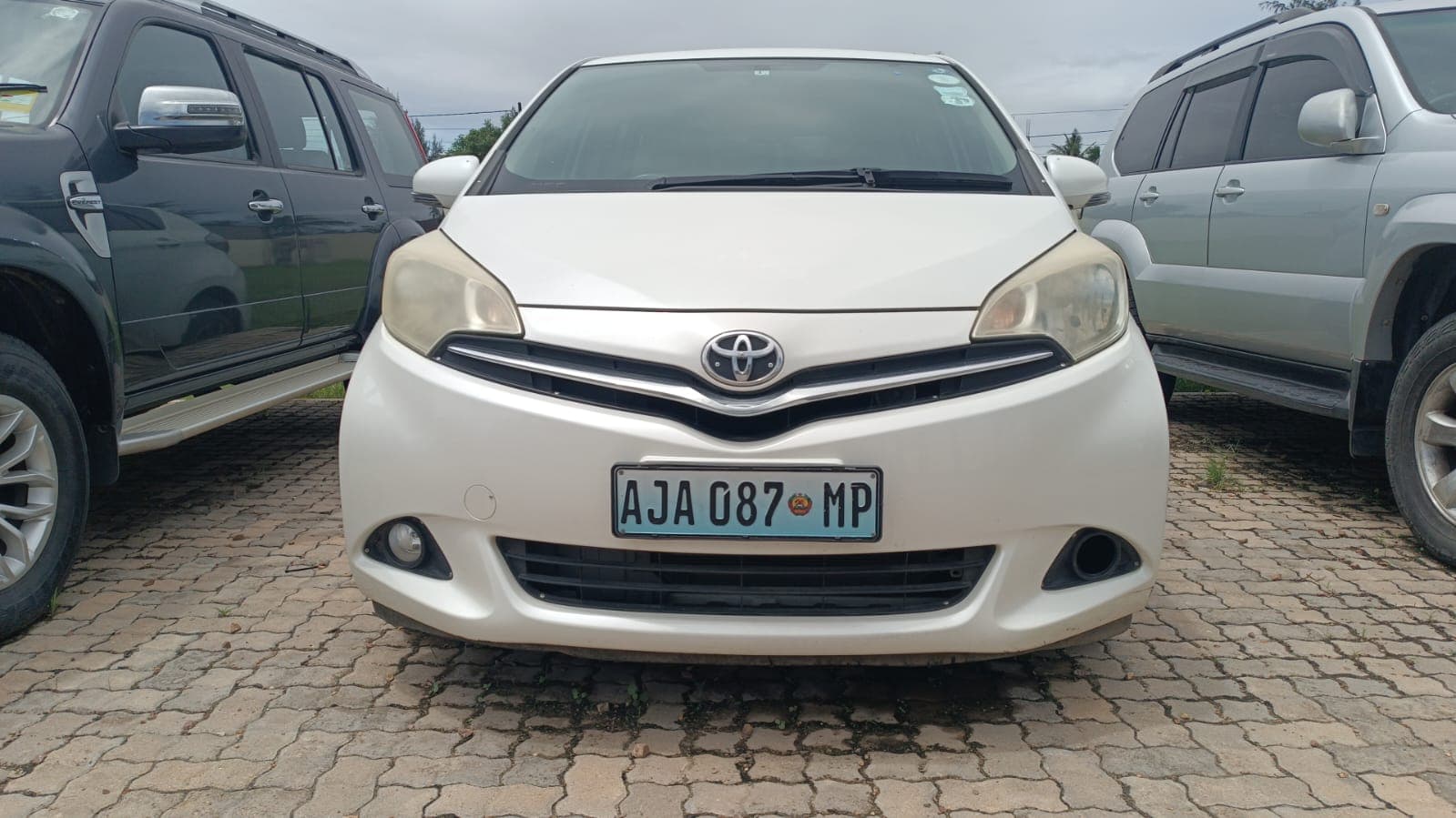 Toyota Ractis - 2012 — imagen 12
