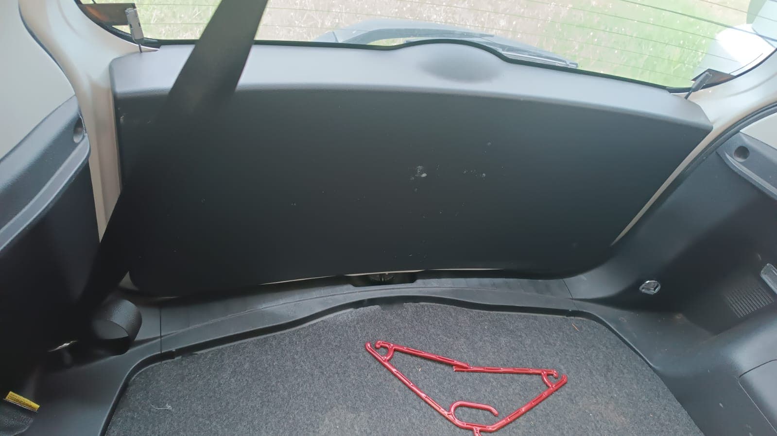 Toyota Ractis - 2012 — imagen 18