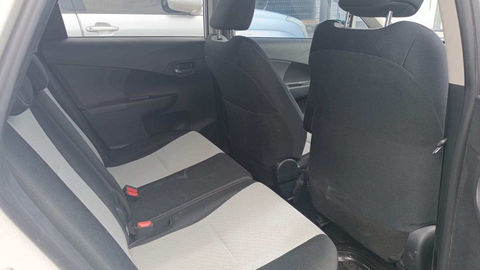 Toyota Ractis - 2012 — imagen 17