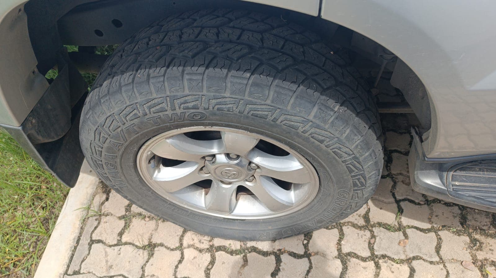 Toyota Land cruiser Prado - 2004 — imagen 14