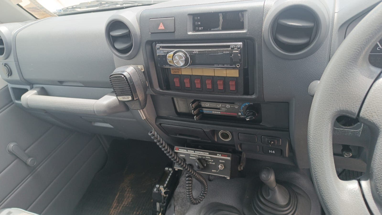 Toyota Land Cruiser HZ - 2010 — imagen 17