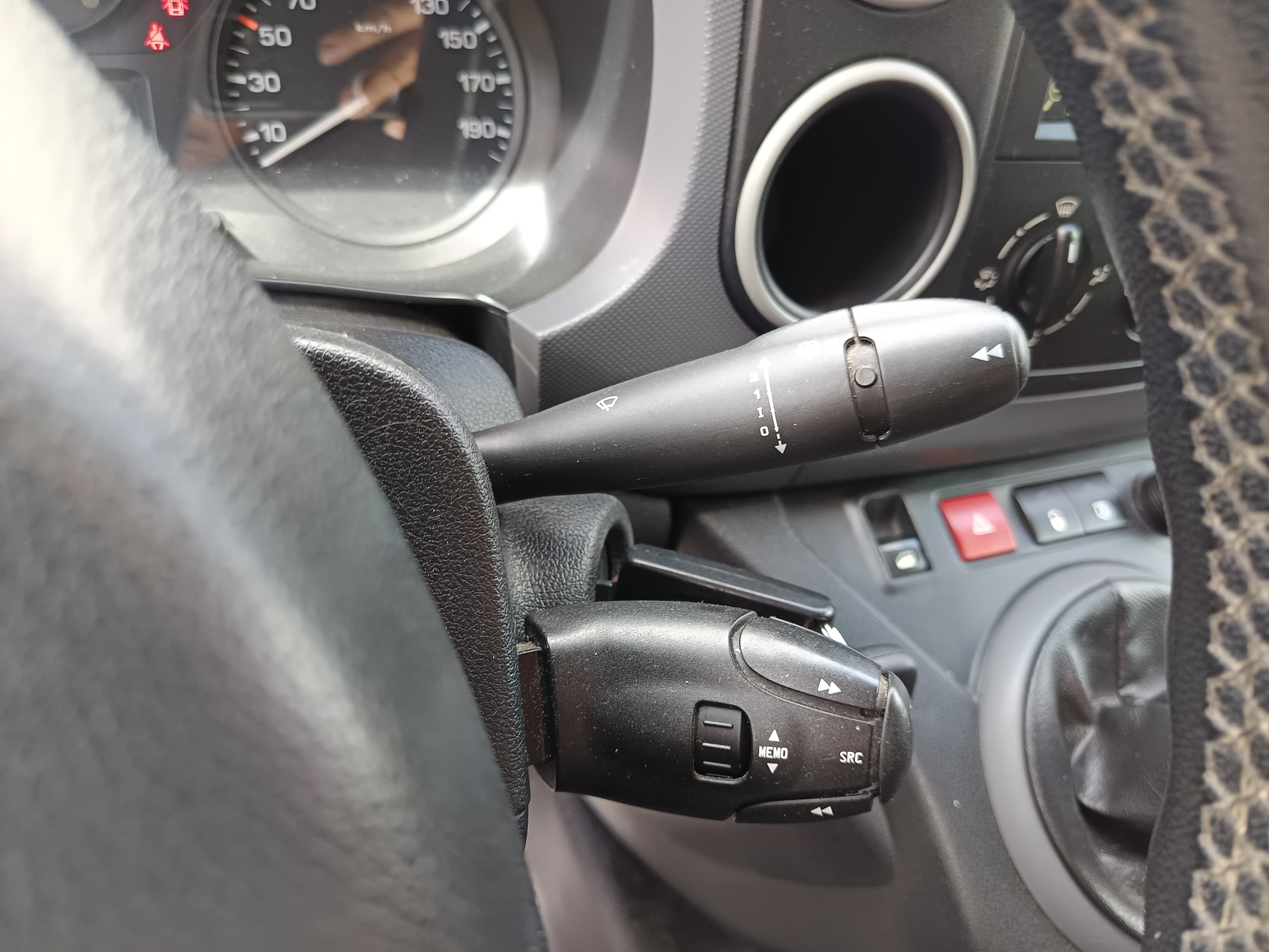 Peugeot Partner · Ano 2018 — image 38