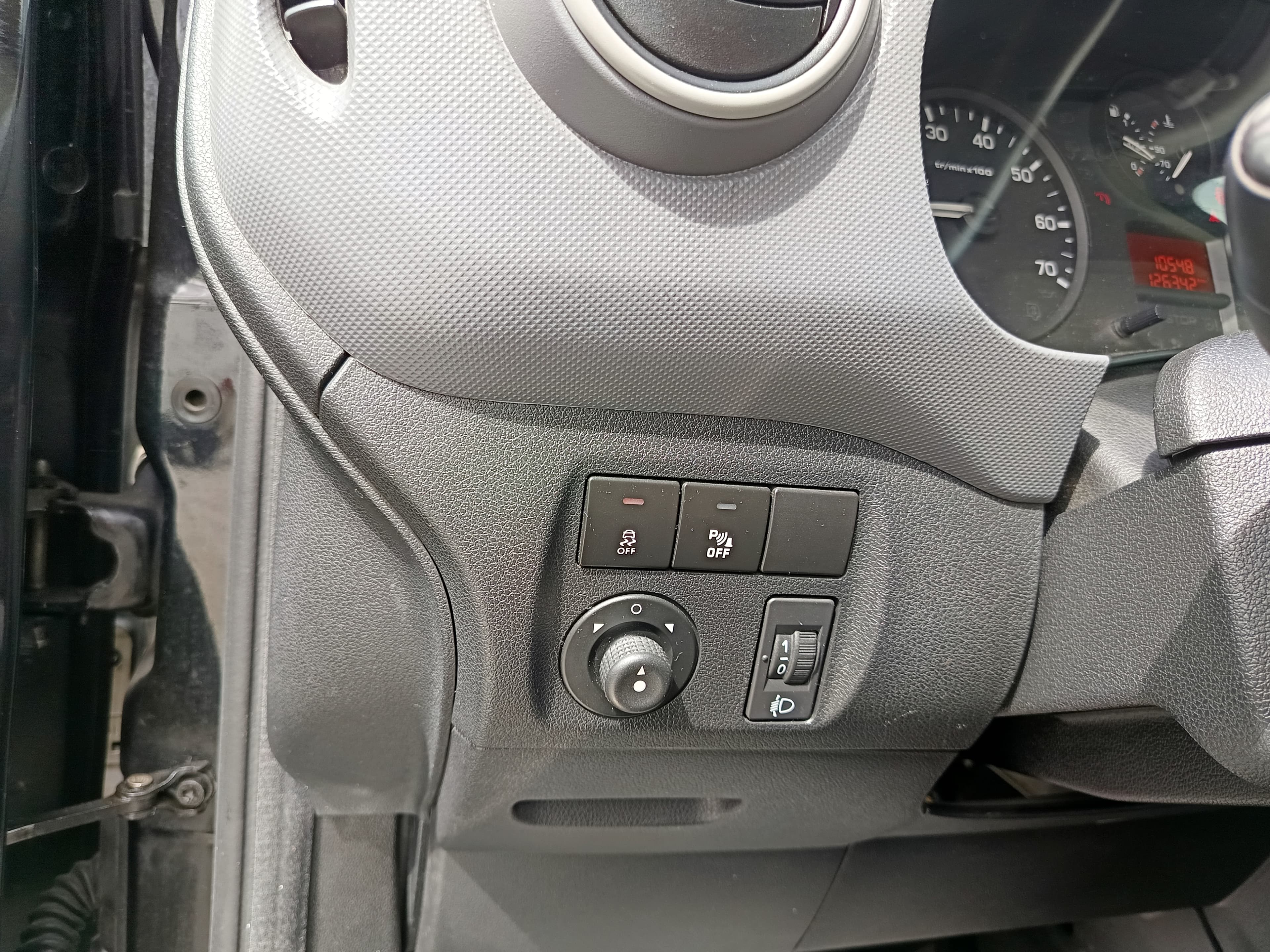 Peugeot Partner · Ano 2018 — image 40