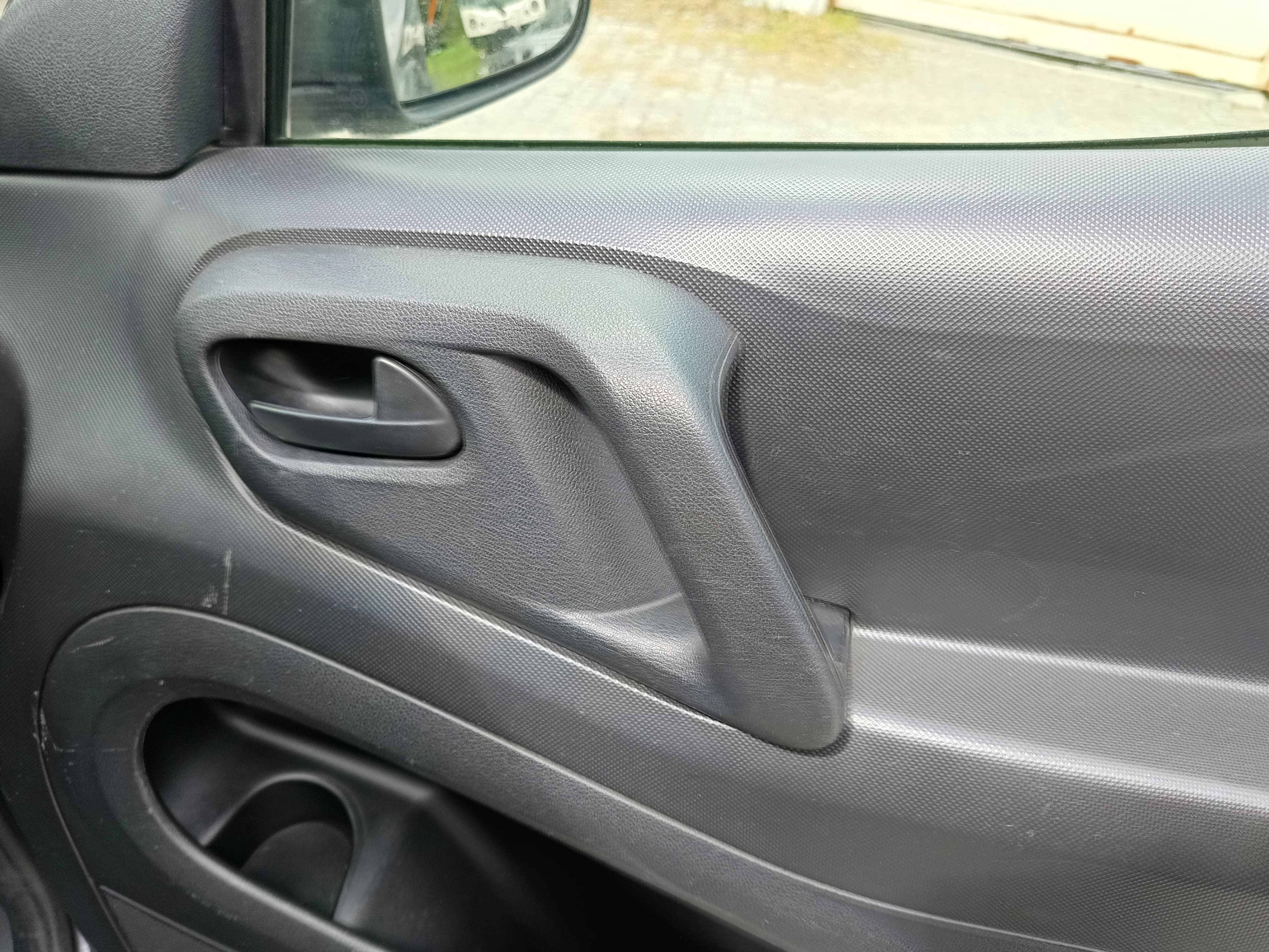 Peugeot Partner · Ano 2018 — image 20