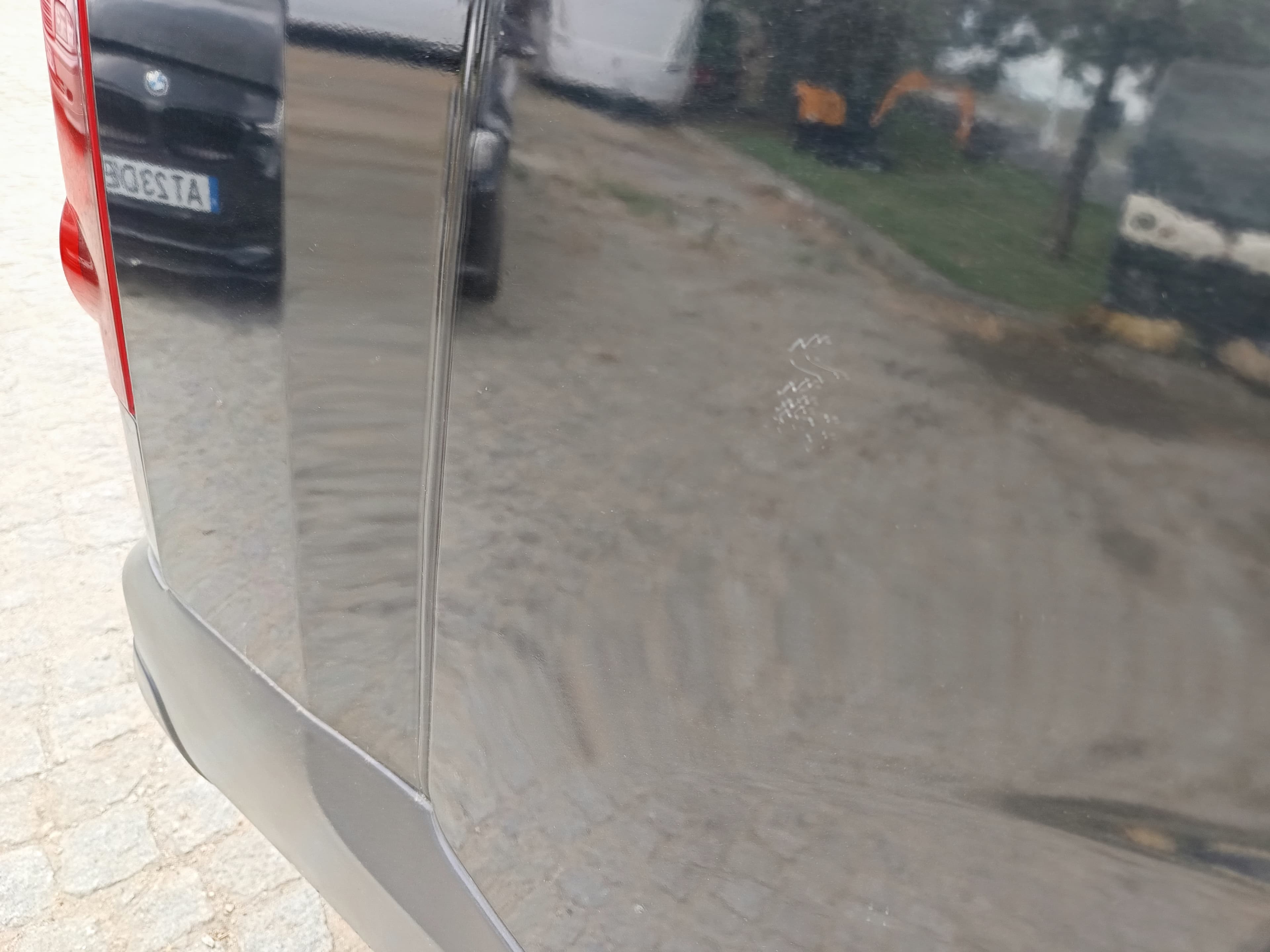 Peugeot Partner · Ano 2018 — image 9
