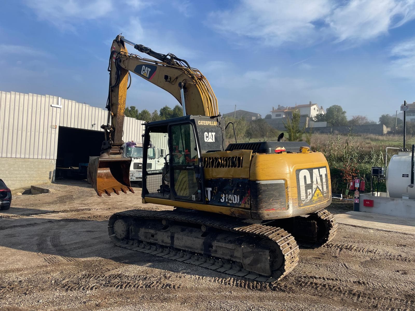 Escavadora CAT 319D · Ano 2011 — imagen 3