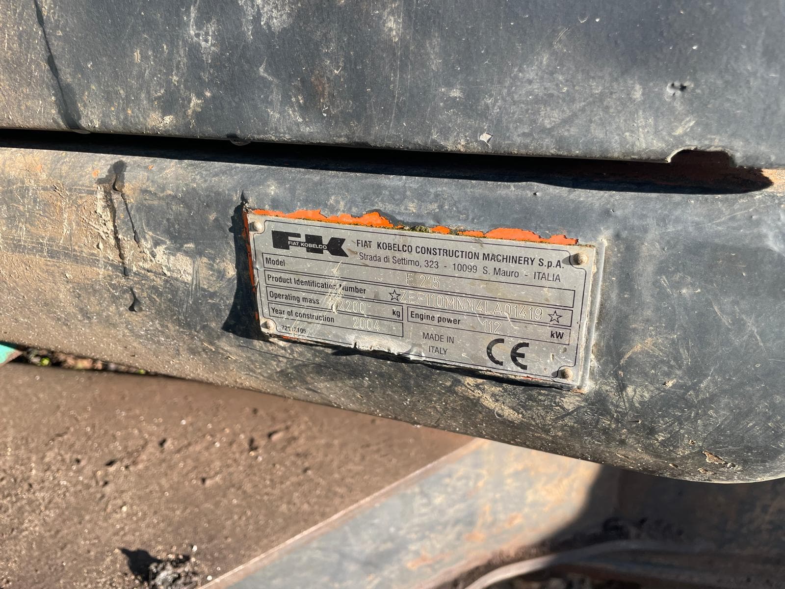 Escavadora Kobelco E 215 · Ano 2004 — imagen 11