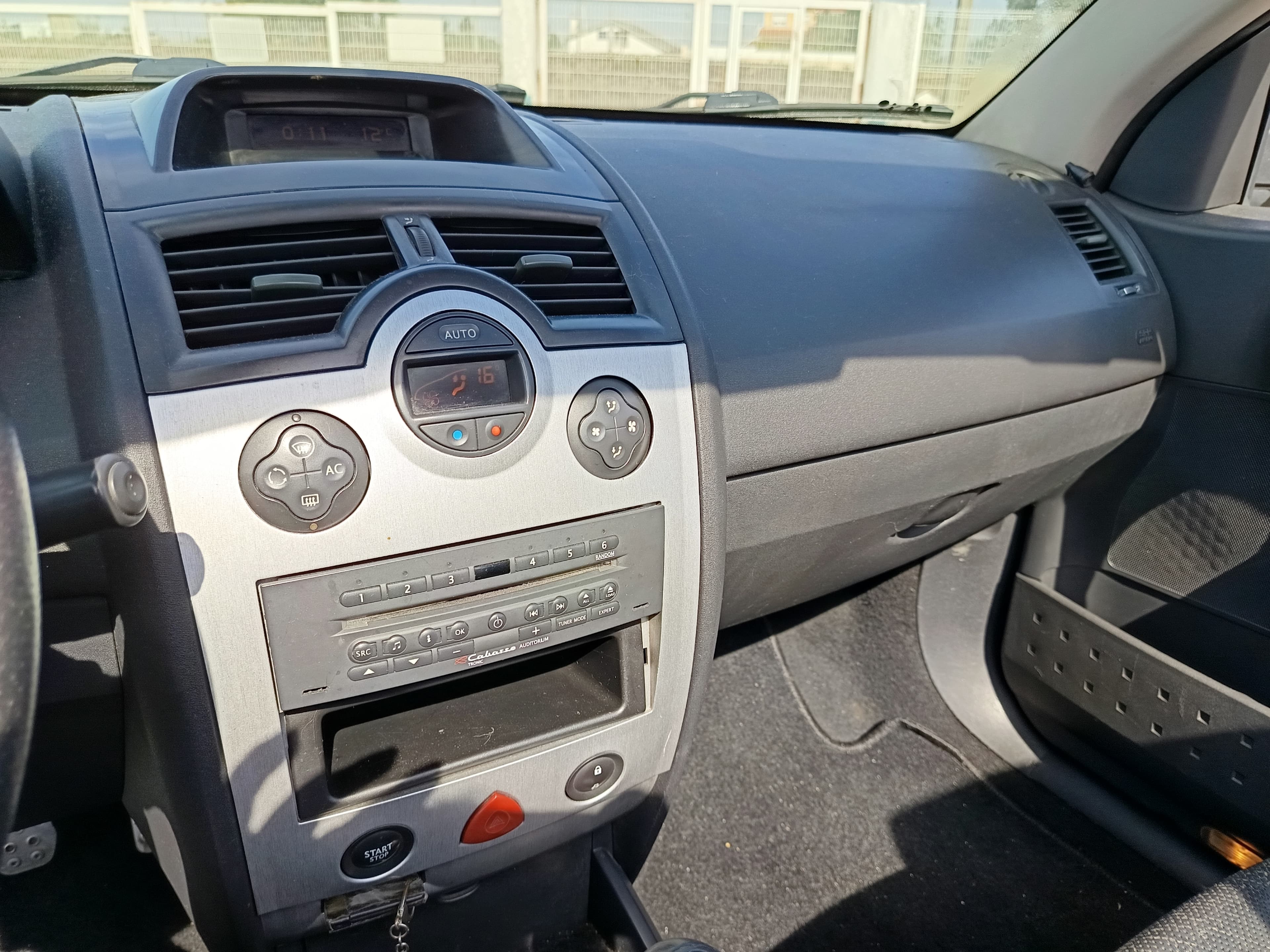 Renault Mégane Cabrio · Ano 2004 — imagen 30