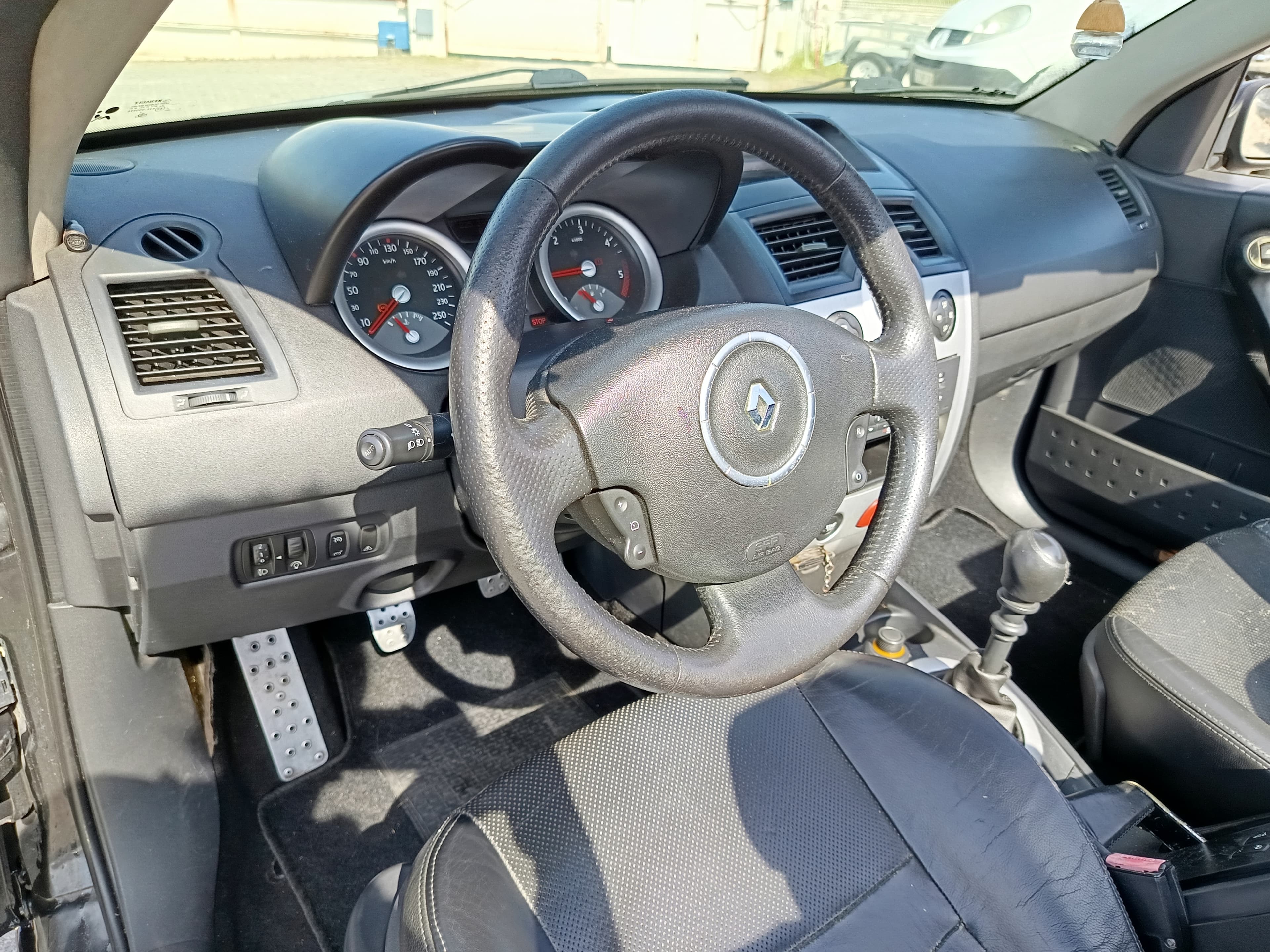 Renault Mégane Cabrio · Ano 2004 — imagen 28