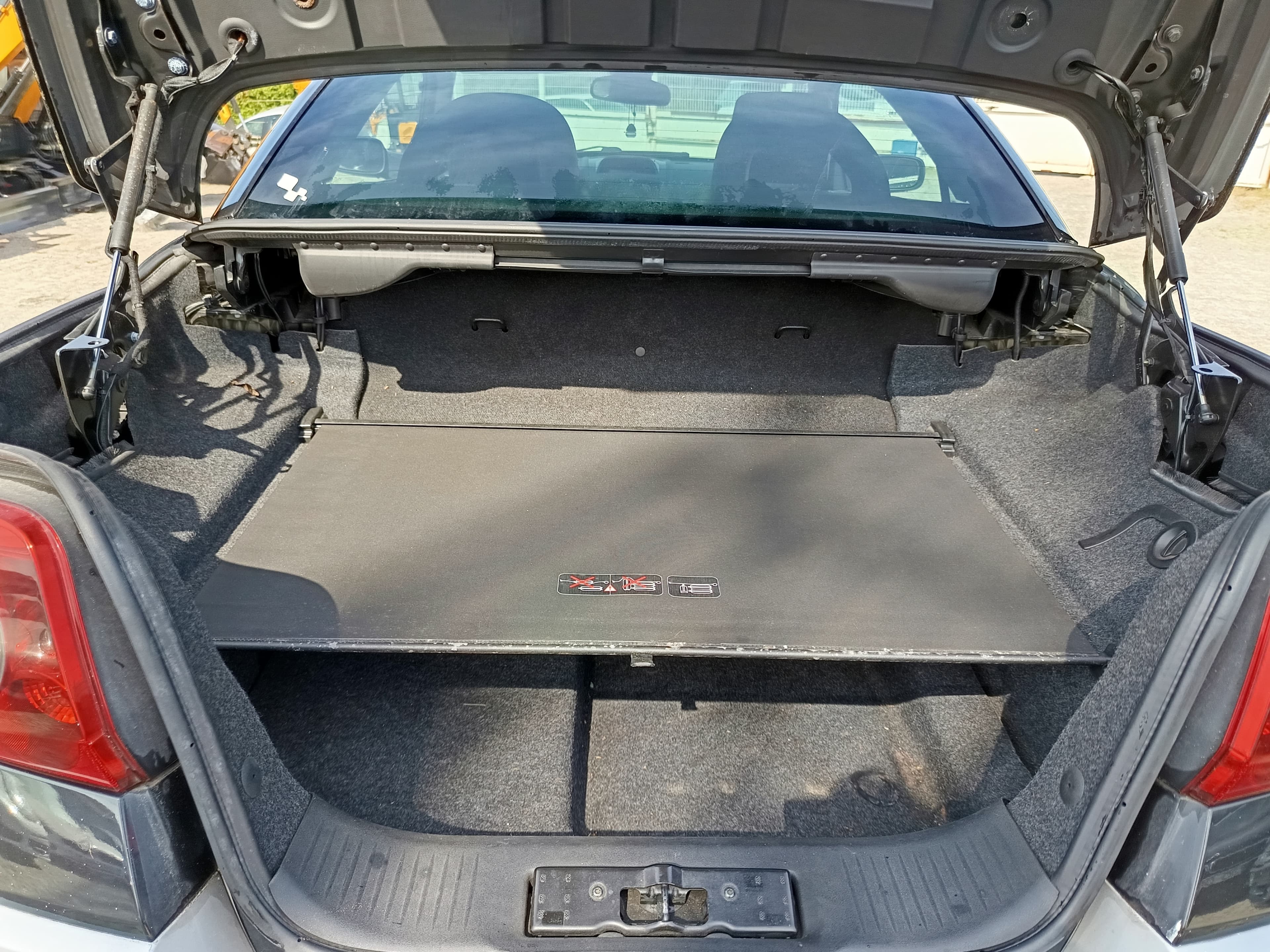 Renault Mégane Cabrio · Ano 2004 — imagen 40