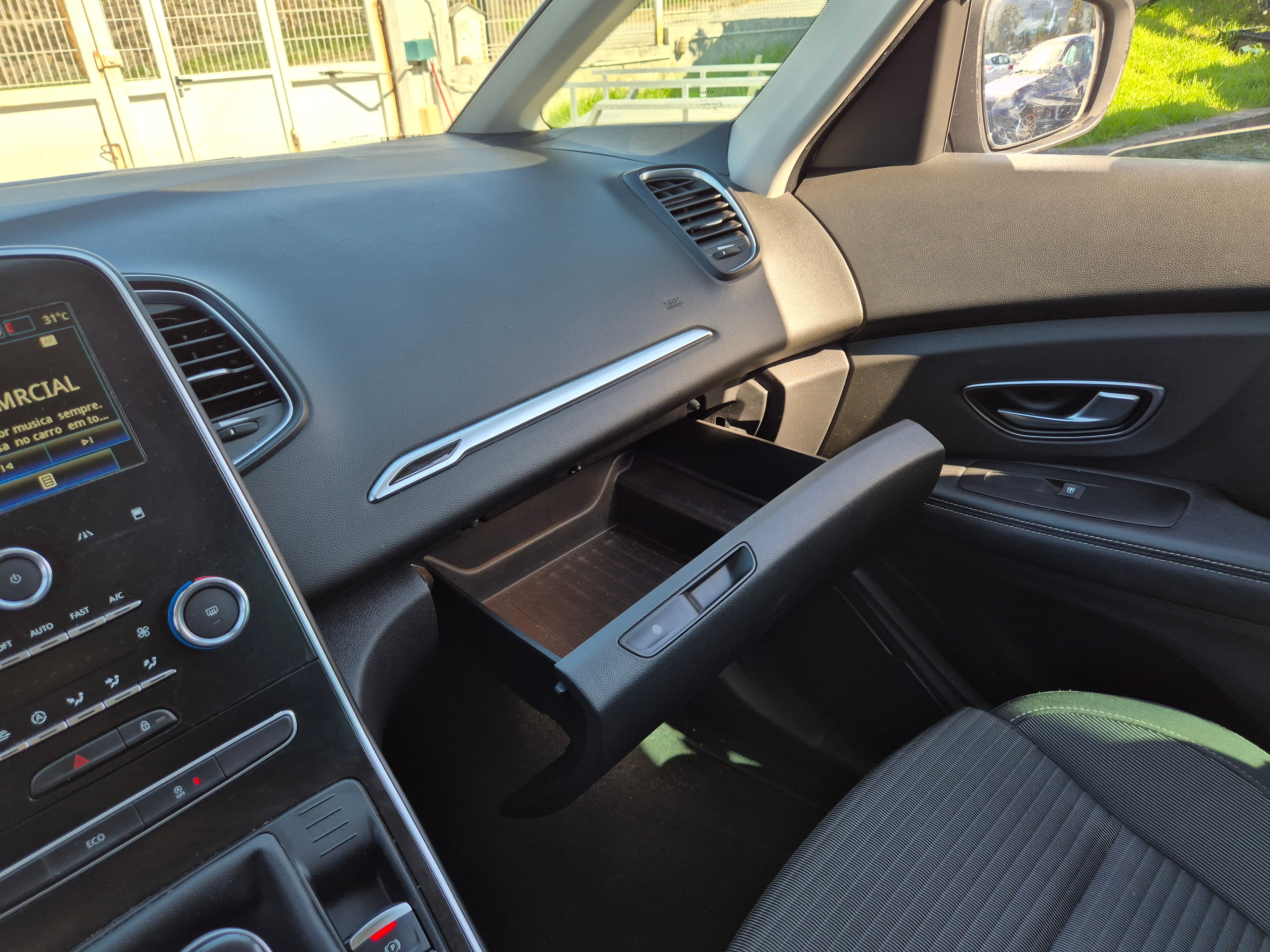 Renault Grand Scénic · 7 Lugares · Ano 2020 — imagem 49