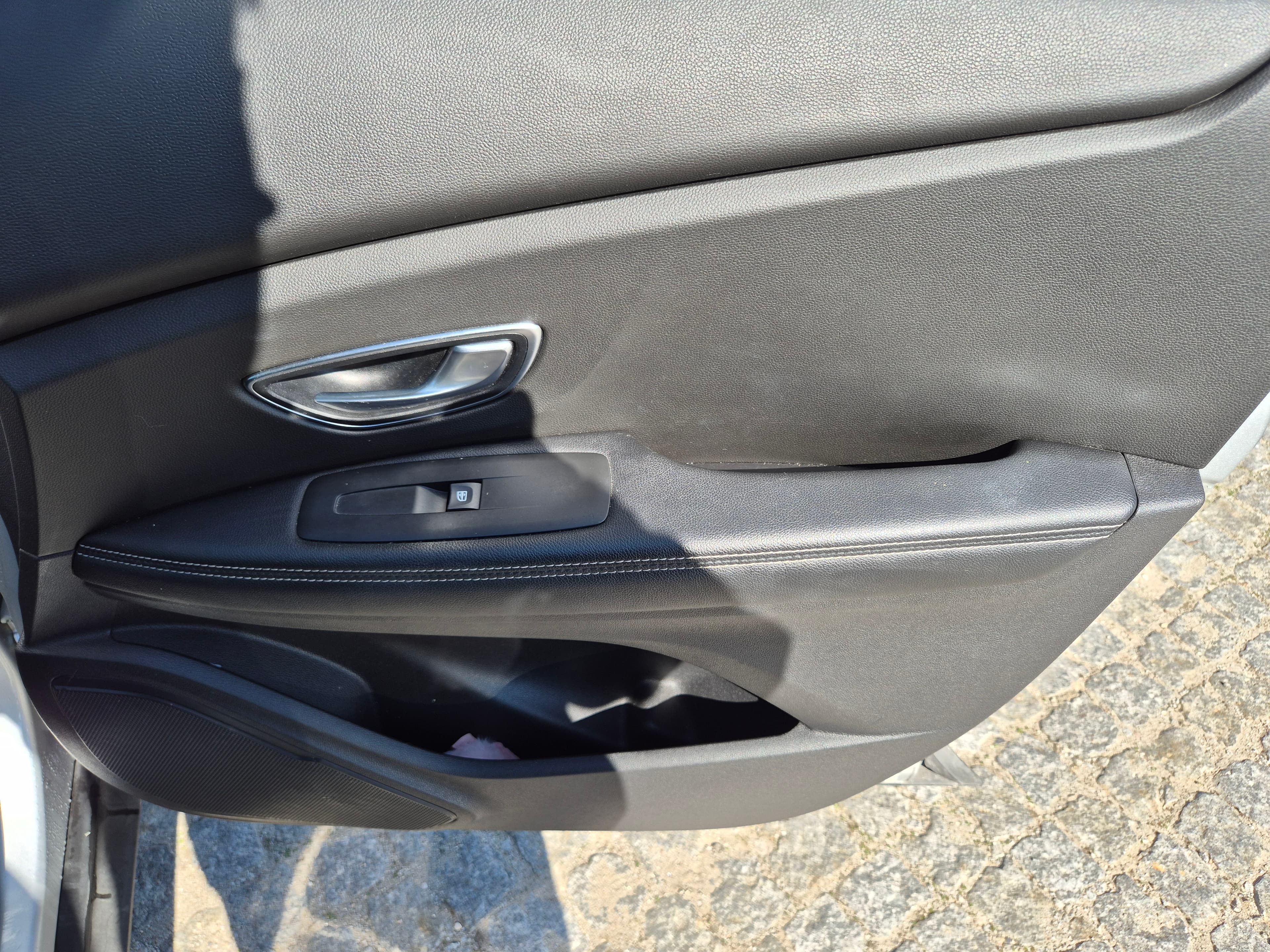 Renault Grand Scénic · 7 Lugares · Ano 2020 — imagem 20