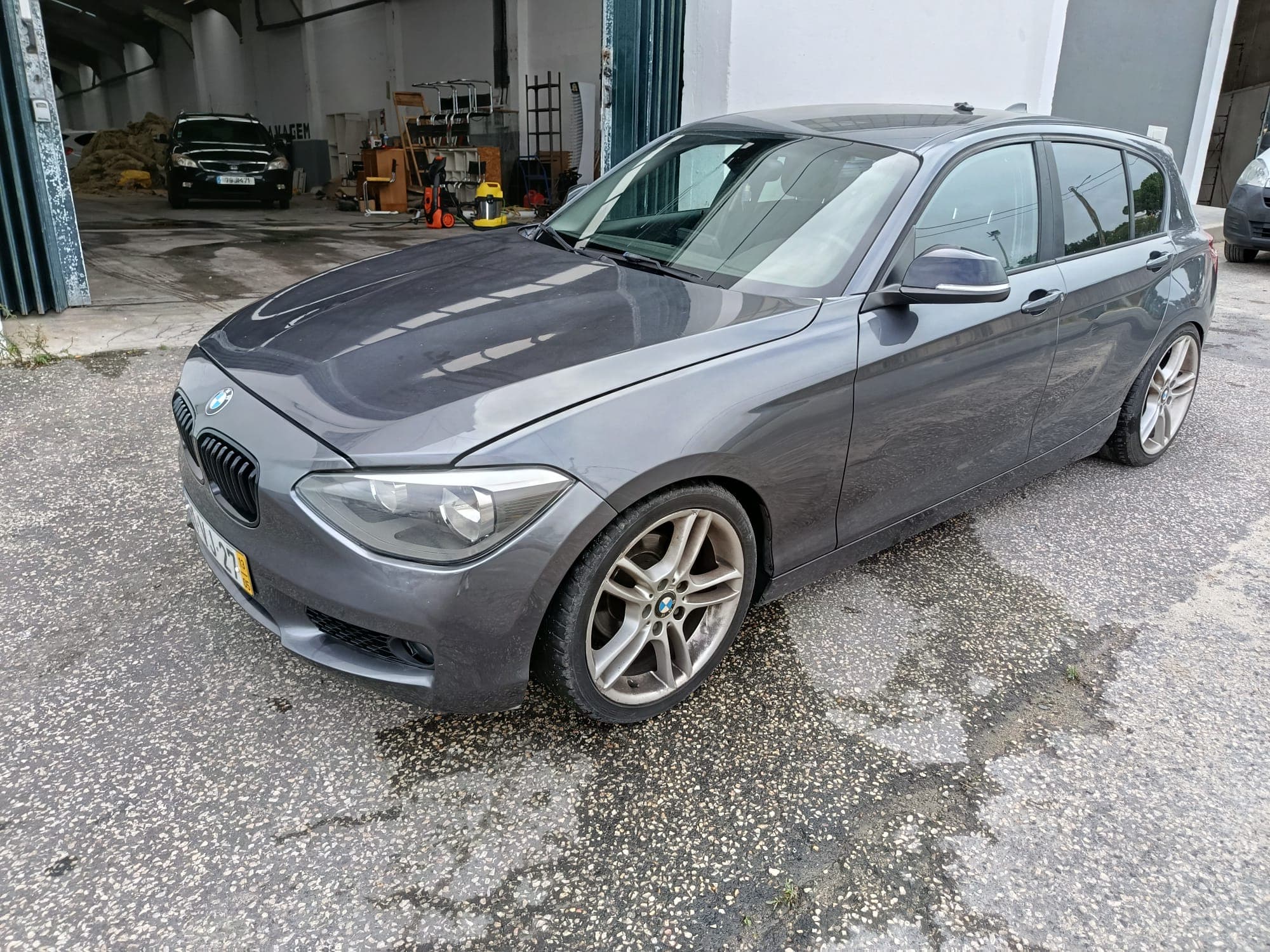 BMW 116 D · Ano 2013 — imagem 4