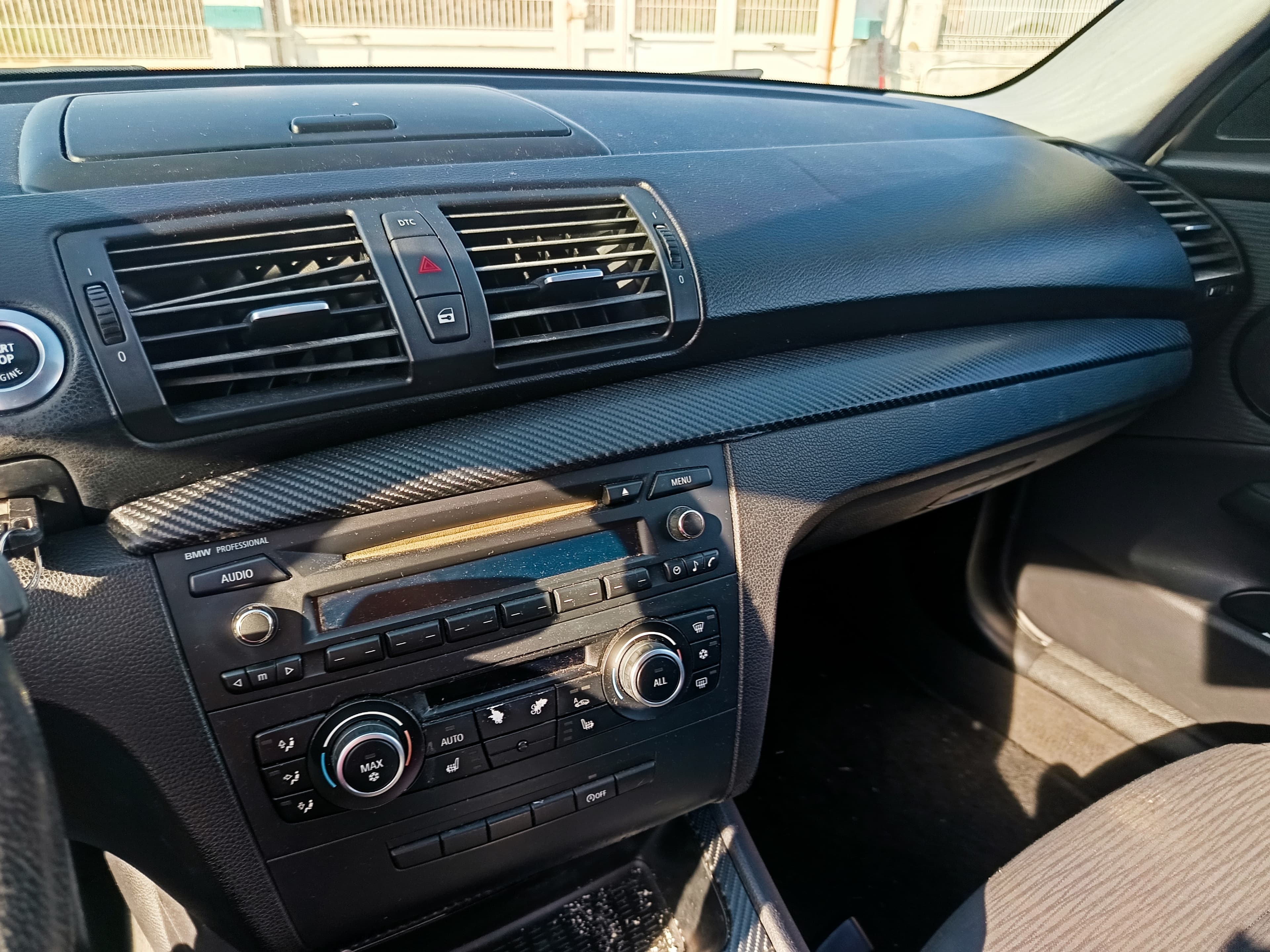 BMW 118d · Ano 2010 — imagen 33
