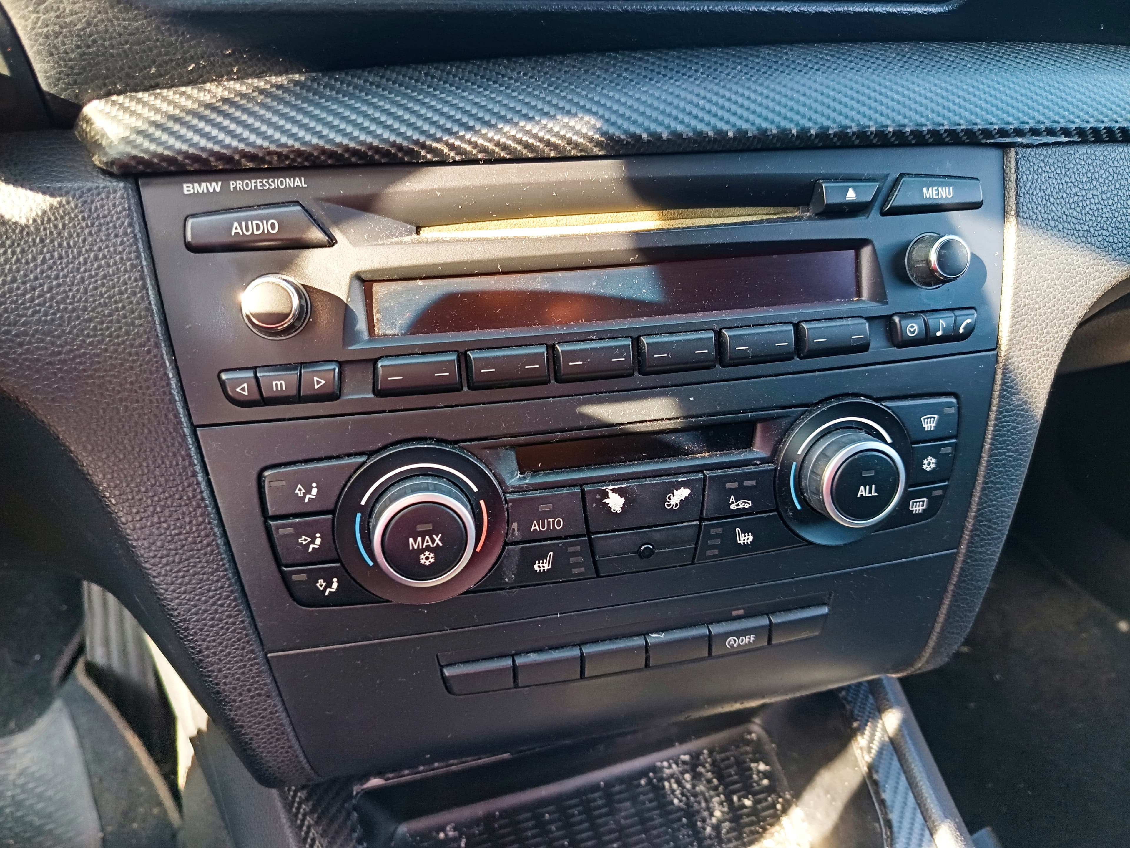 BMW 118d · Ano 2010 — imagen 34