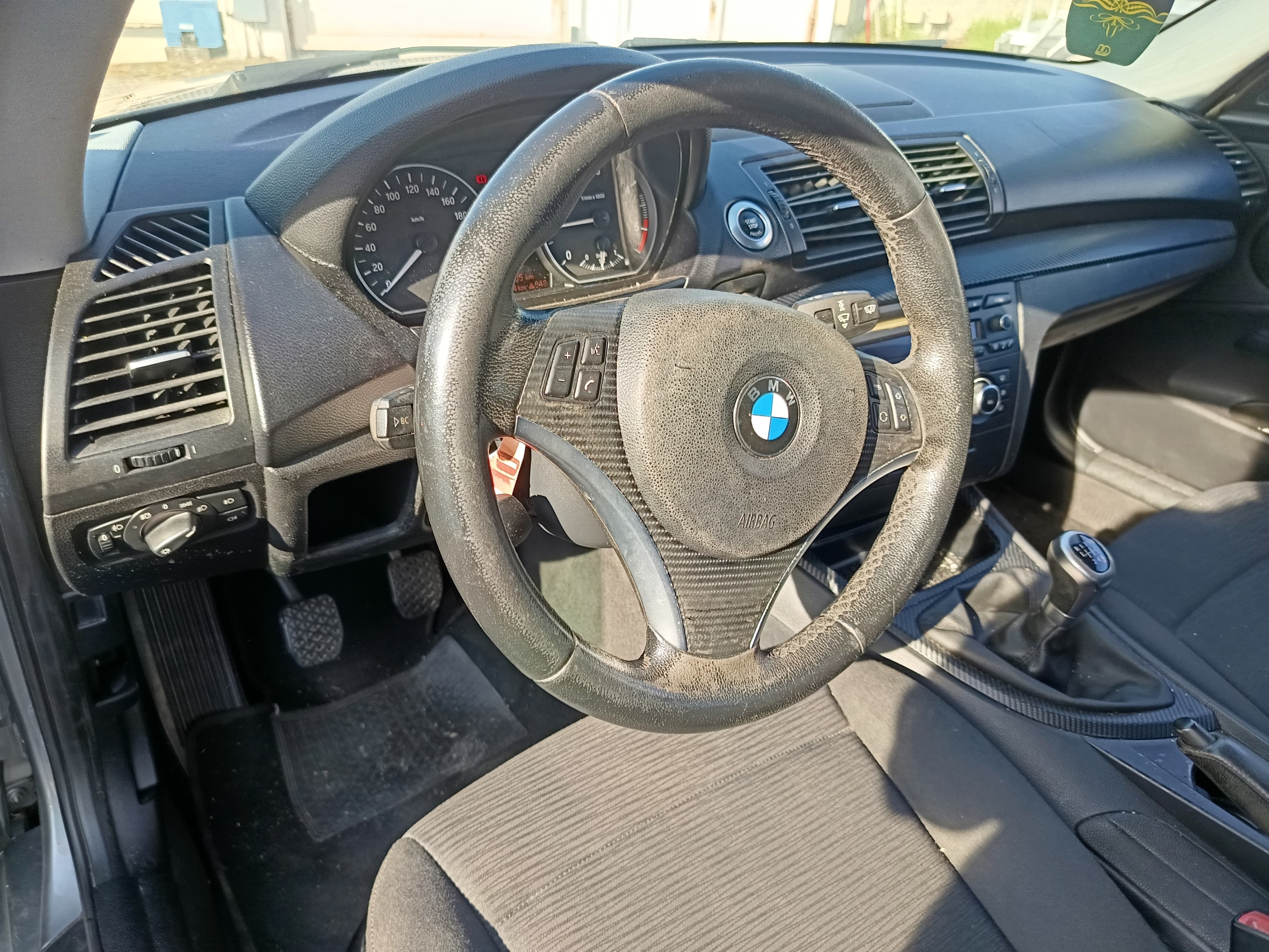 BMW 118d · Ano 2010 — imagen 32