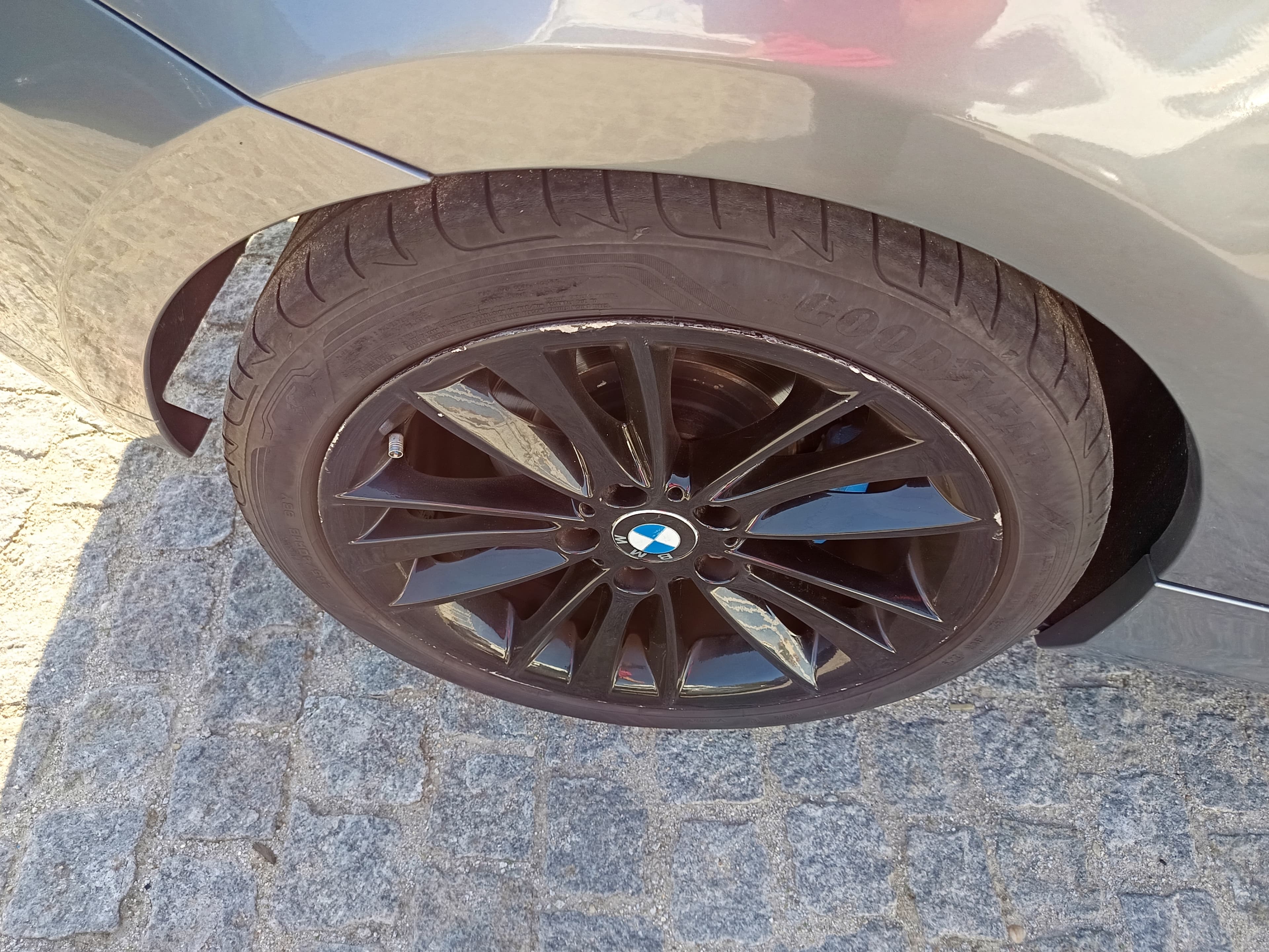 BMW 118d · Ano 2010 — imagen 11