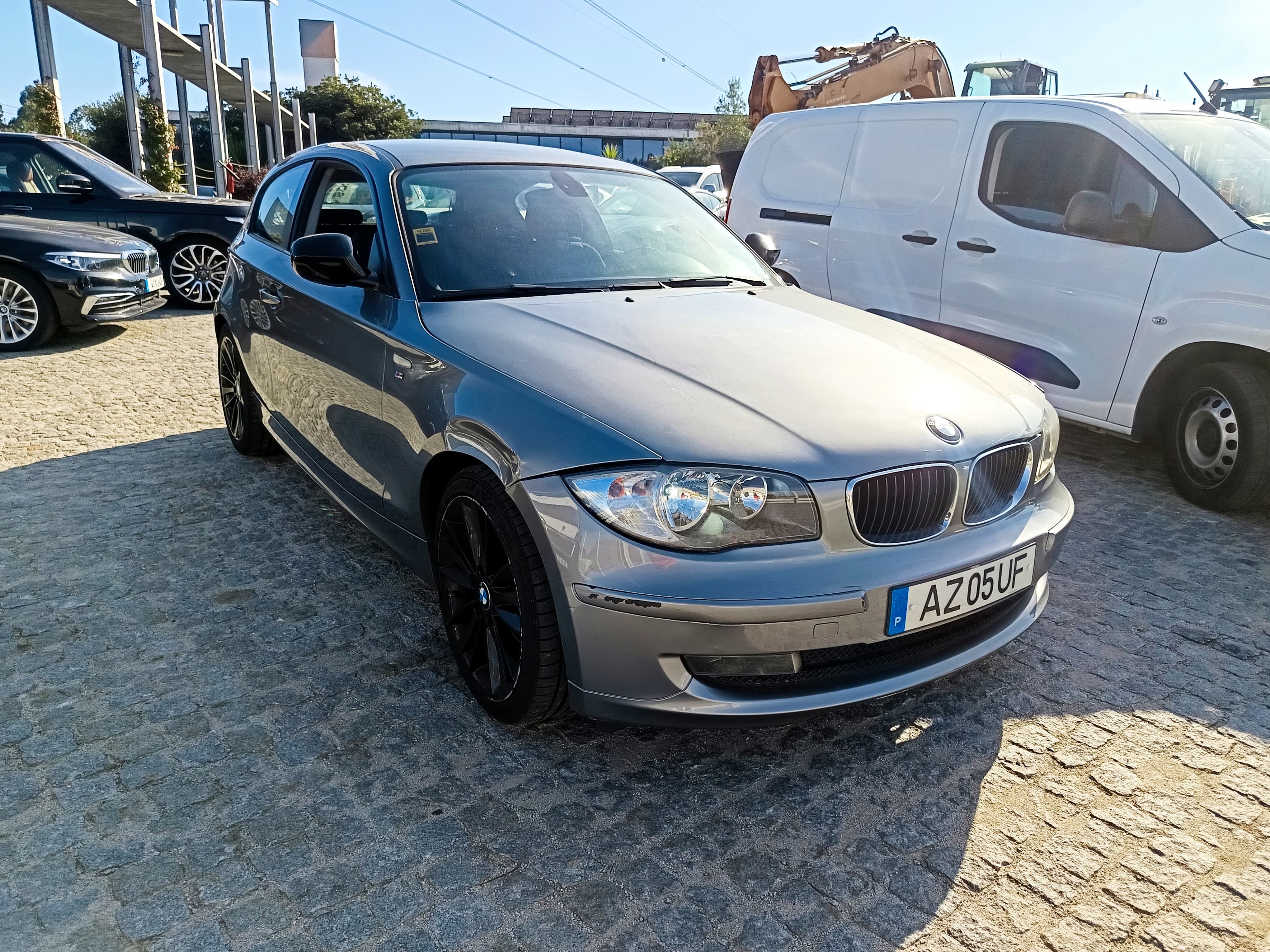 BMW 118d · Ano 2010 — imagen 3