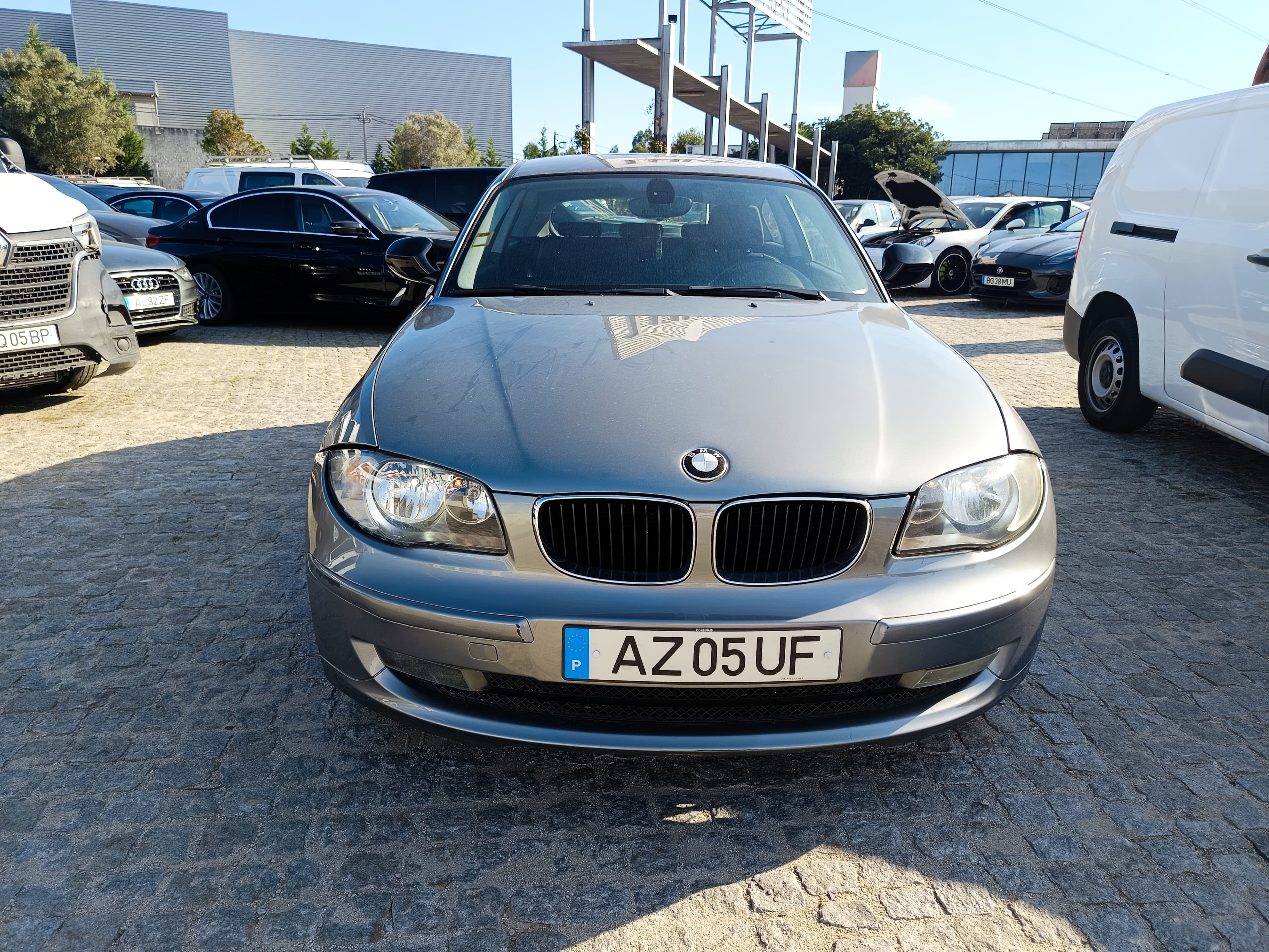 BMW 118d · Ano 2010 — imagen 2