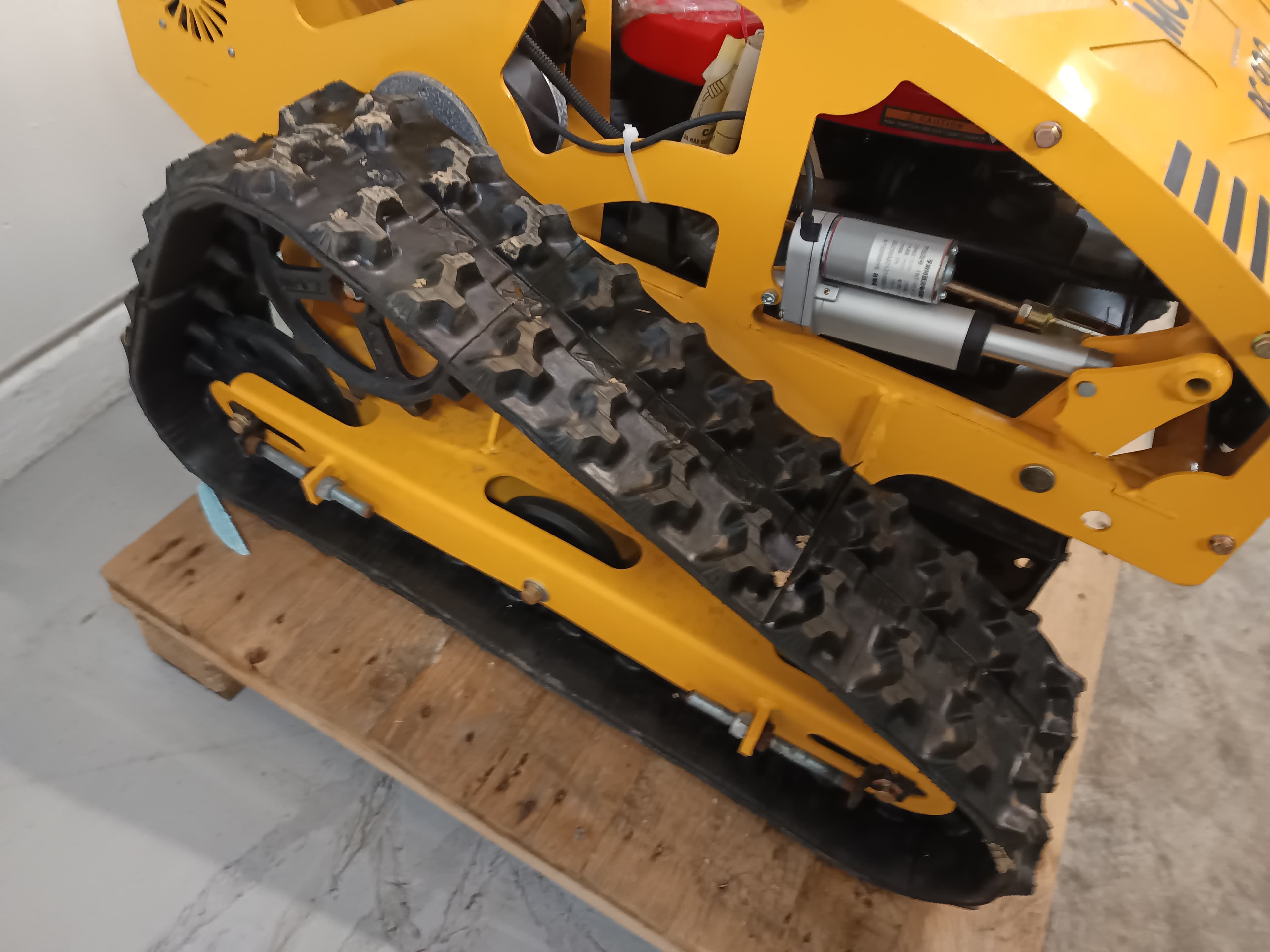 Corta Relvas Salini RC-900 · Ano 2025 — imagem 4