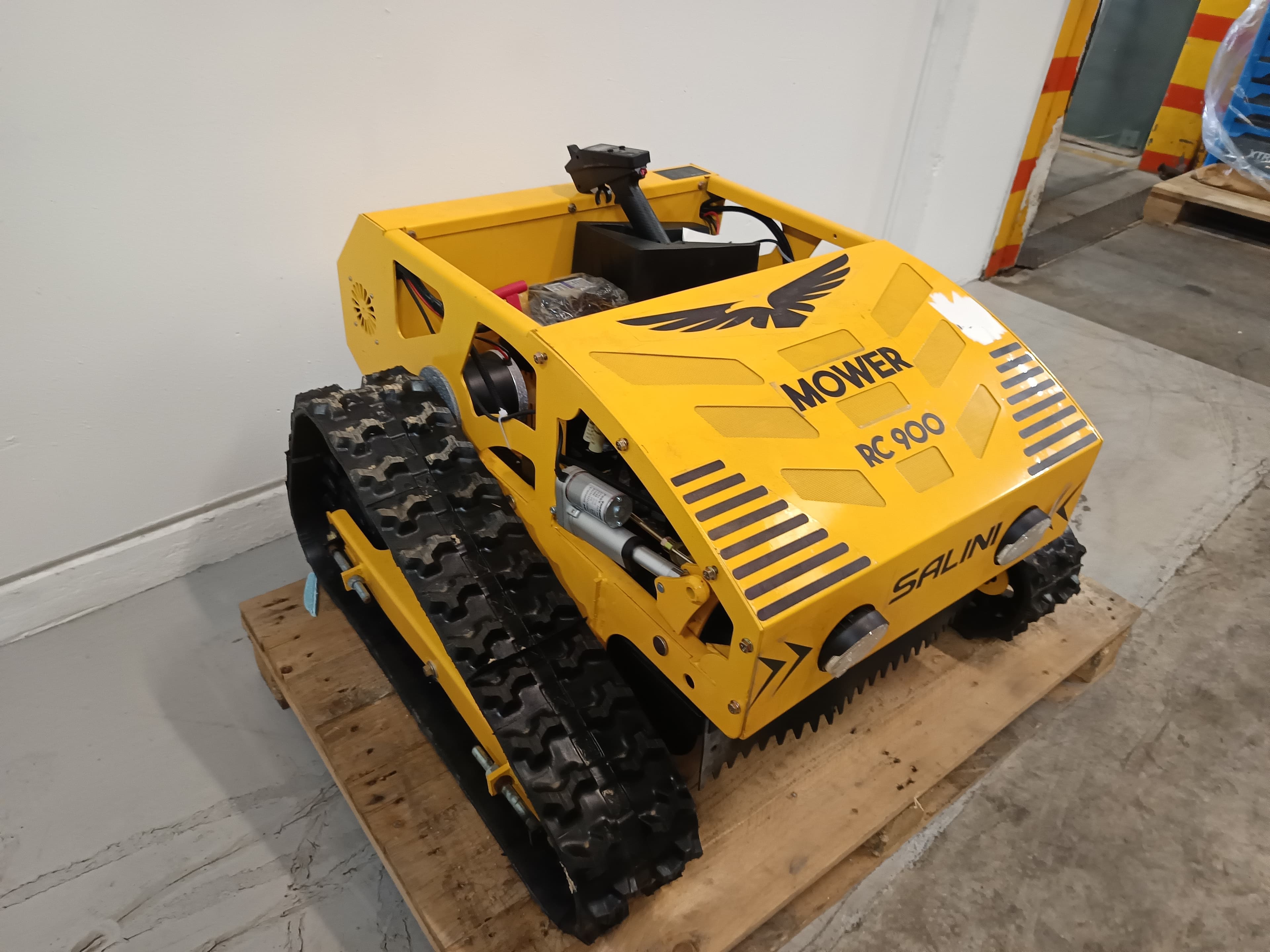 Corta Relvas Salini RC-900 · Ano 2025 — imagem 3