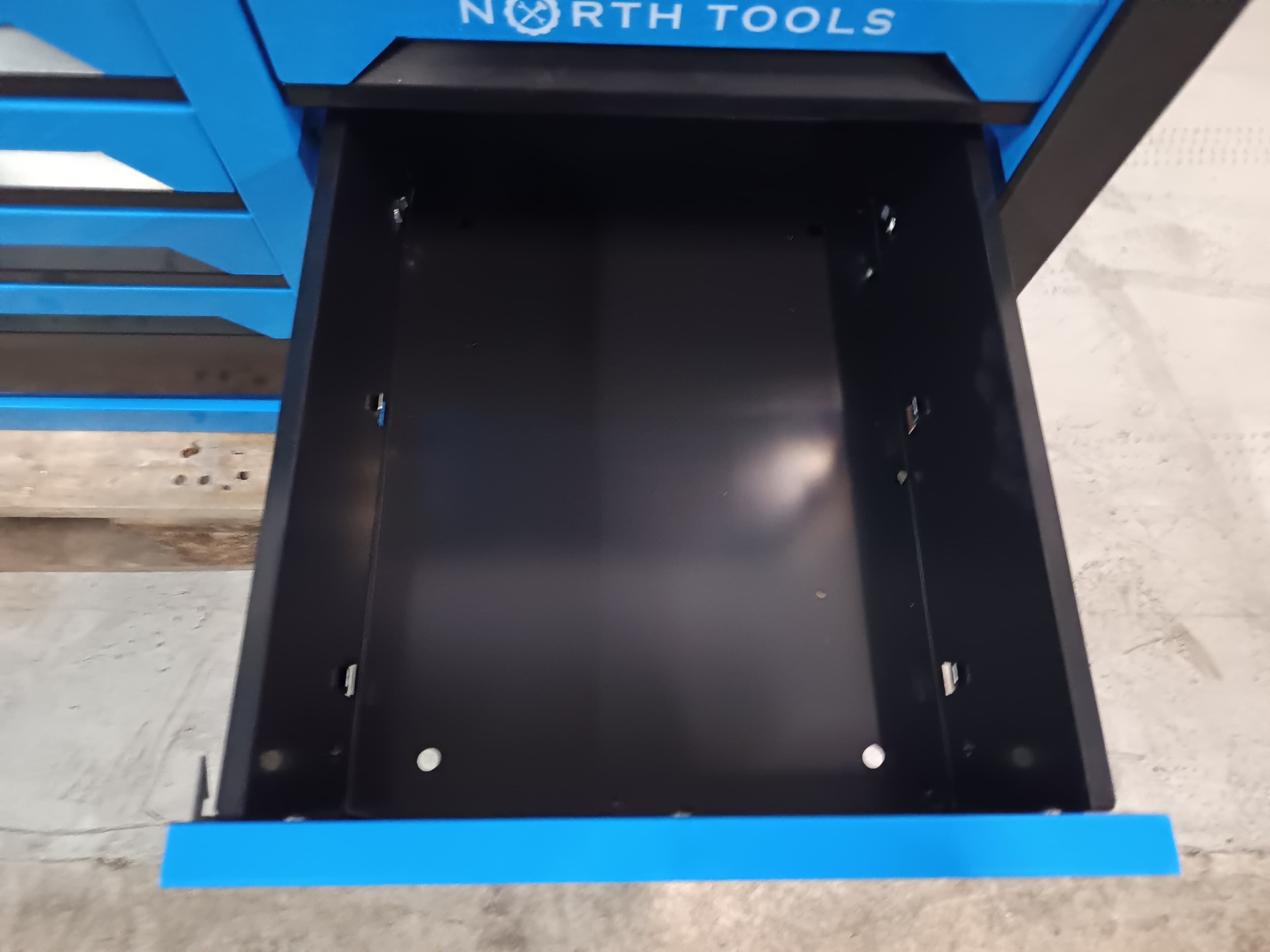 Caisse à outils North Tools Jumbo-Pro — image 14