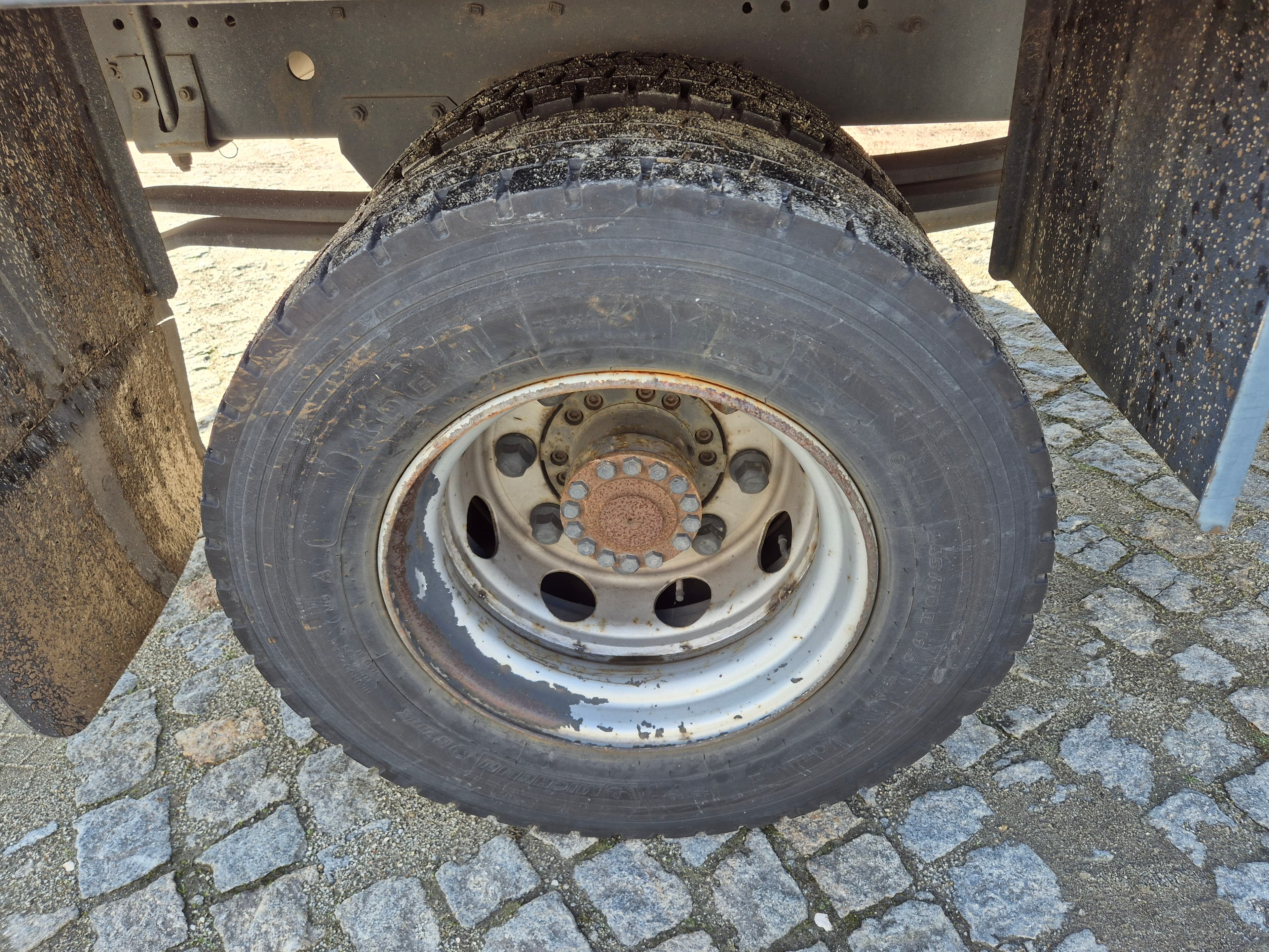 DAF 45.180 · Ano 2007 — imagem 16