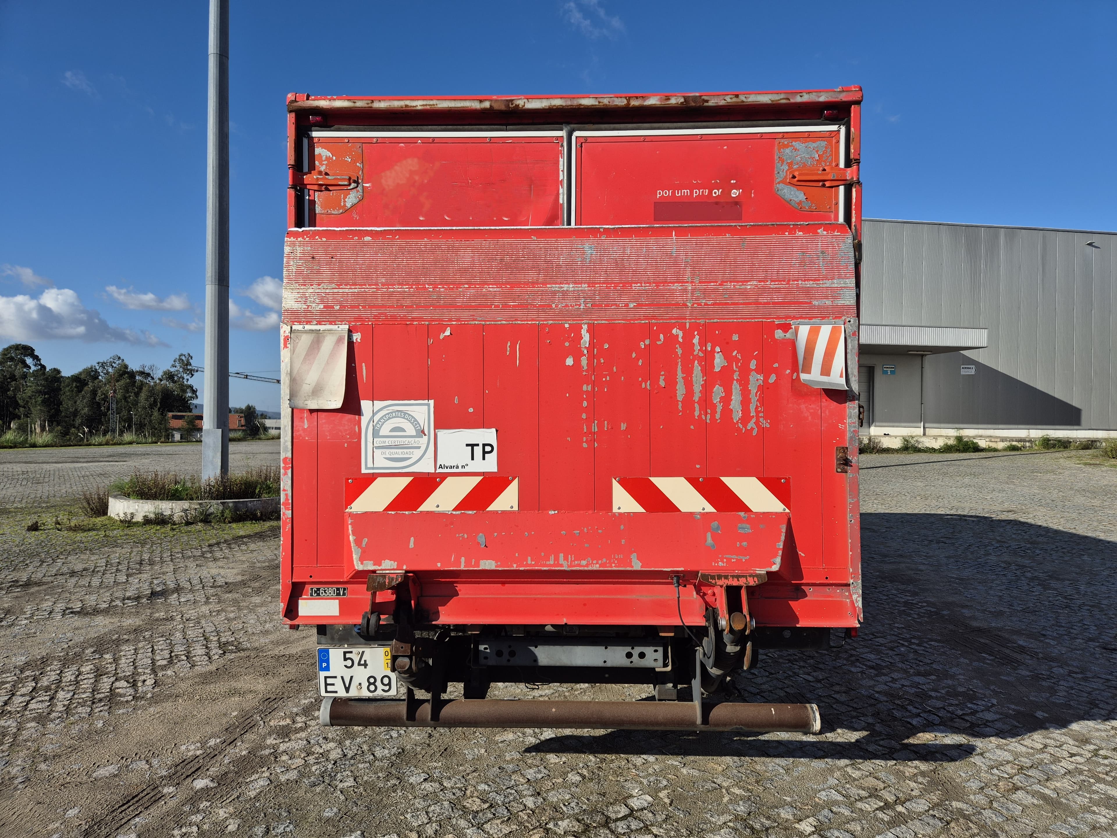 DAF 45.180 · Ano 2007 — imagem 5