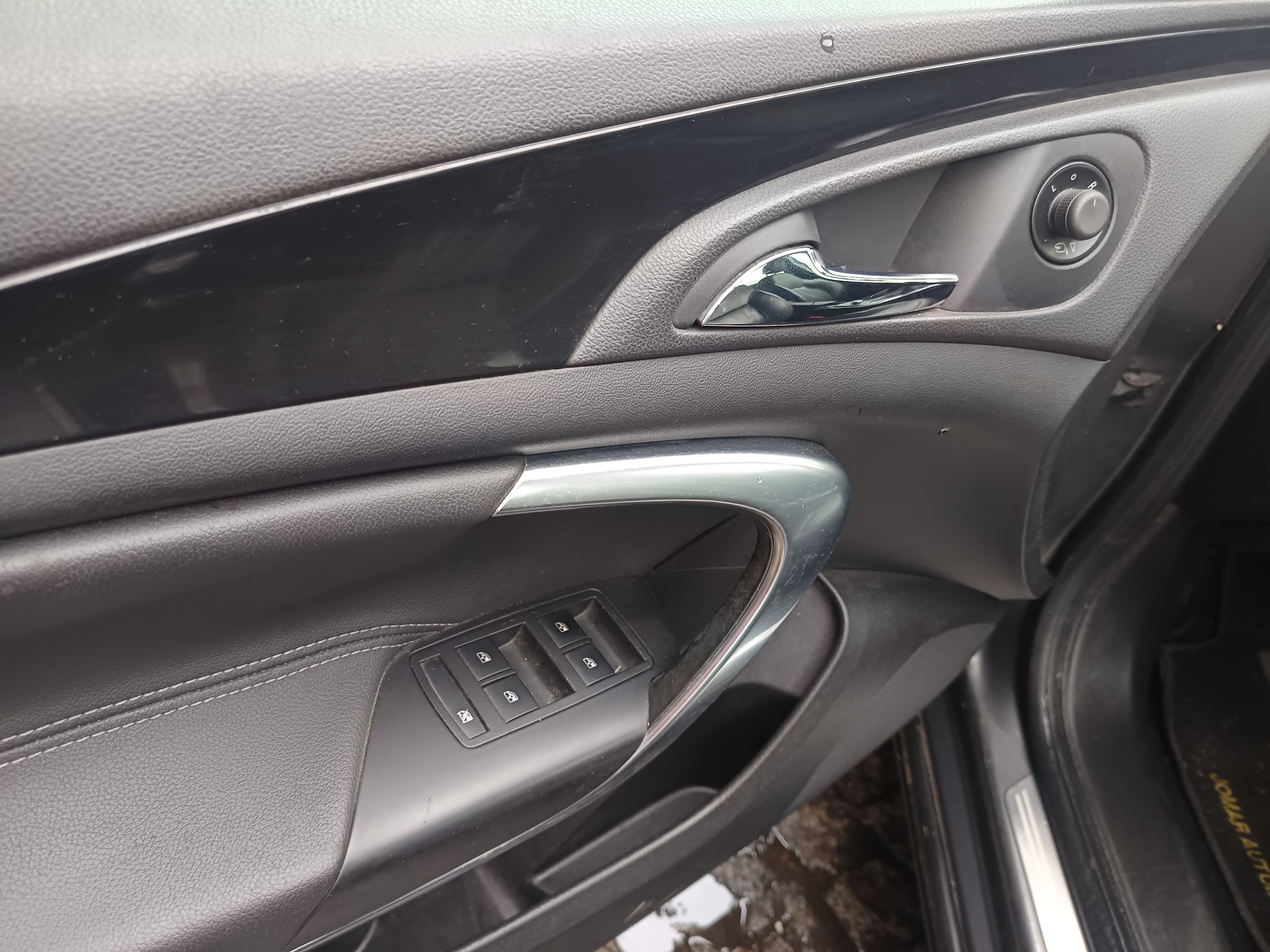 Opel Insignia · Ano 2009 — imagem 34