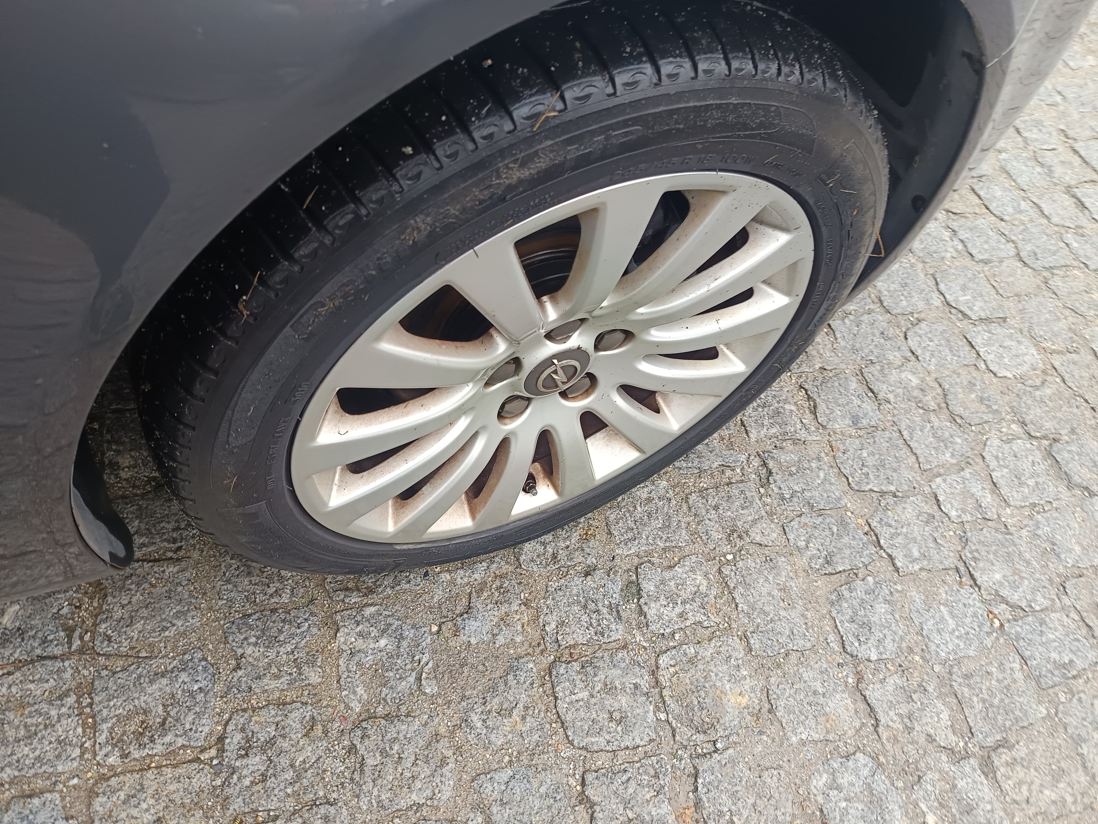 Opel Insignia · Ano 2009 — imagem 14