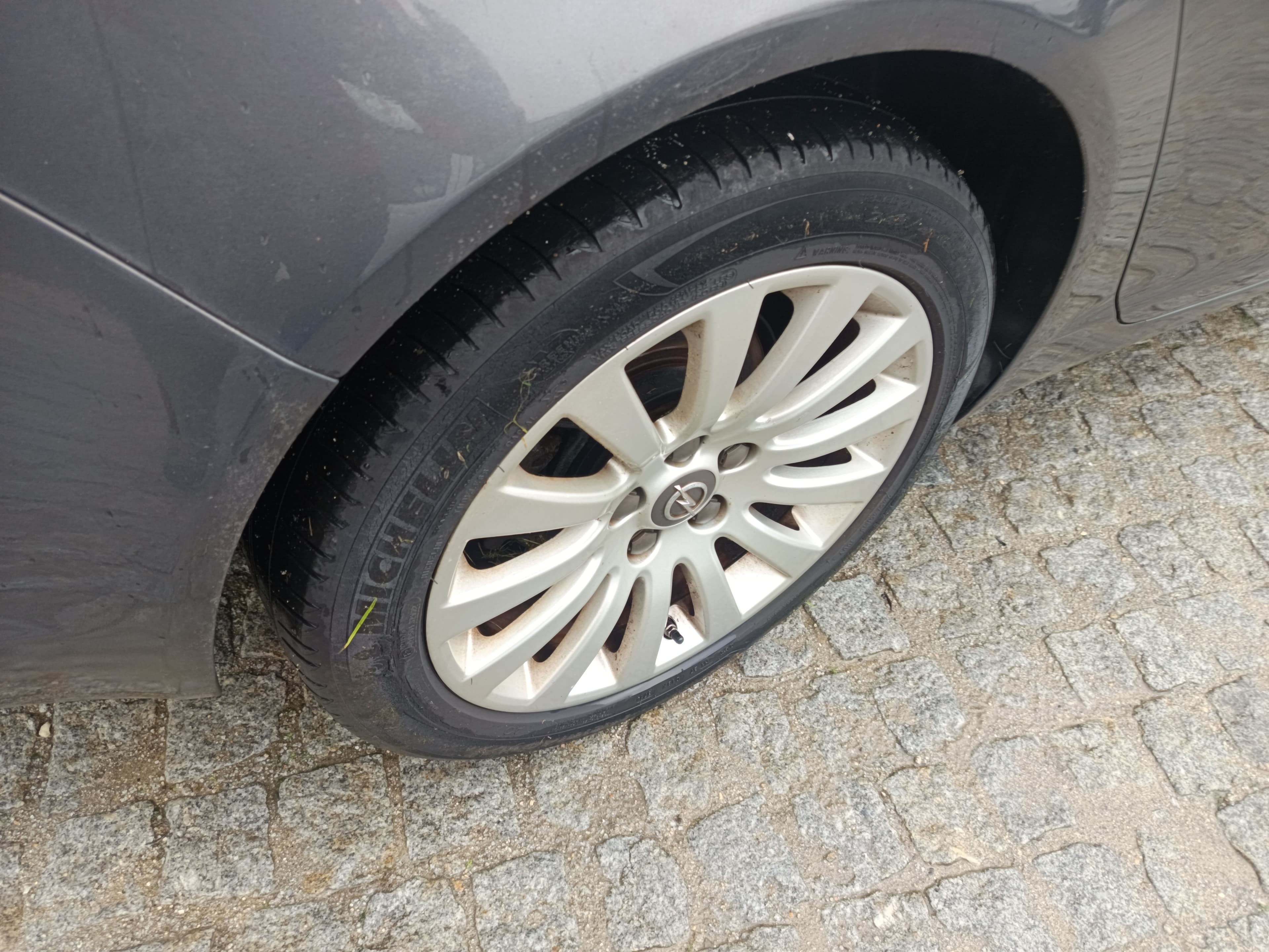 Opel Insignia · Ano 2009 — imagem 13