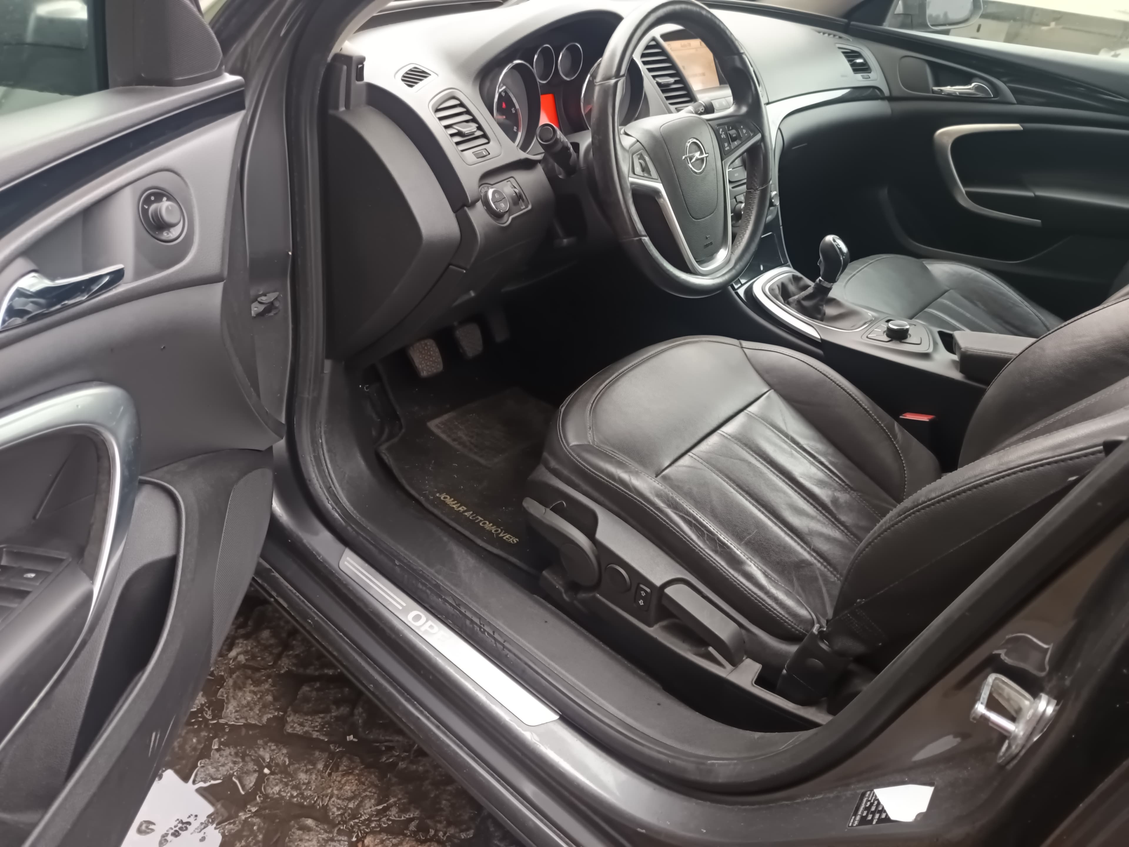 Opel Insignia · Ano 2009 — imagem 33