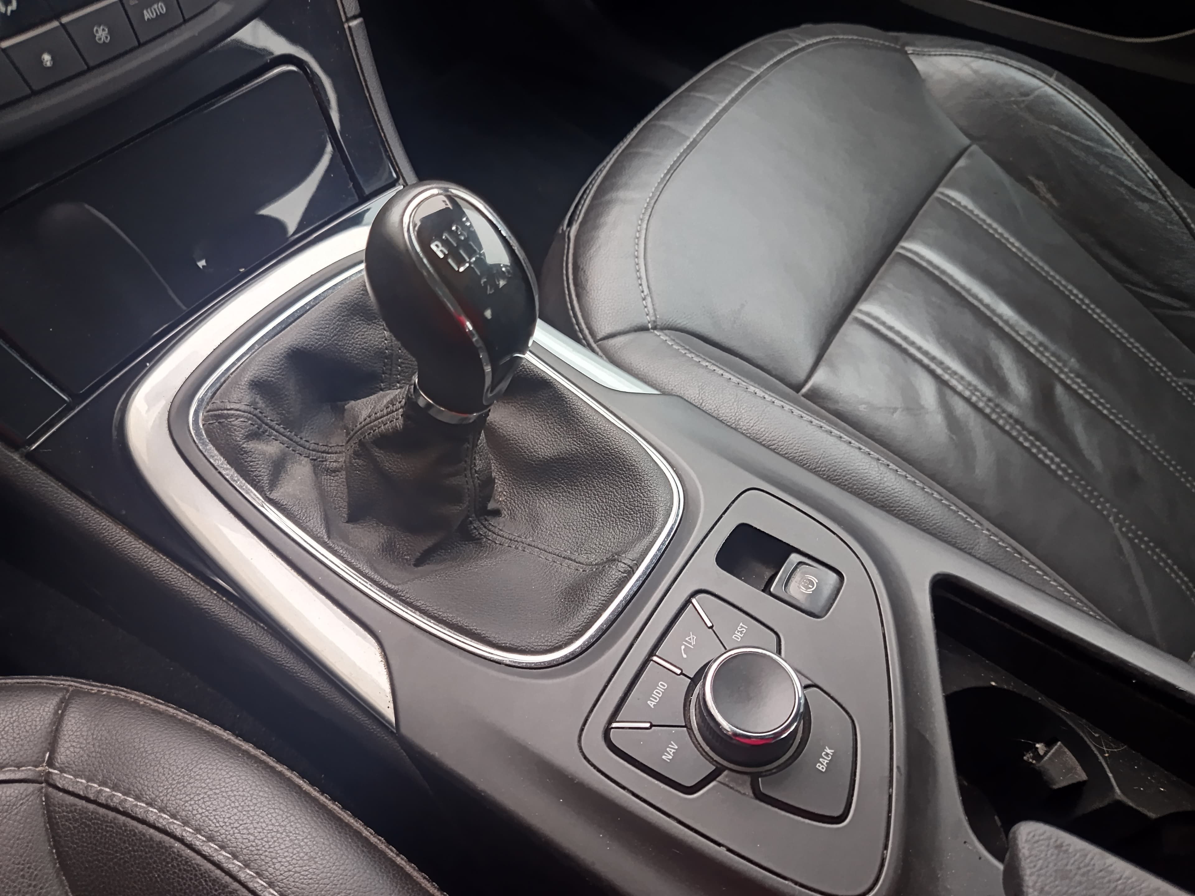 Opel Insignia · Ano 2009 — imagem 42
